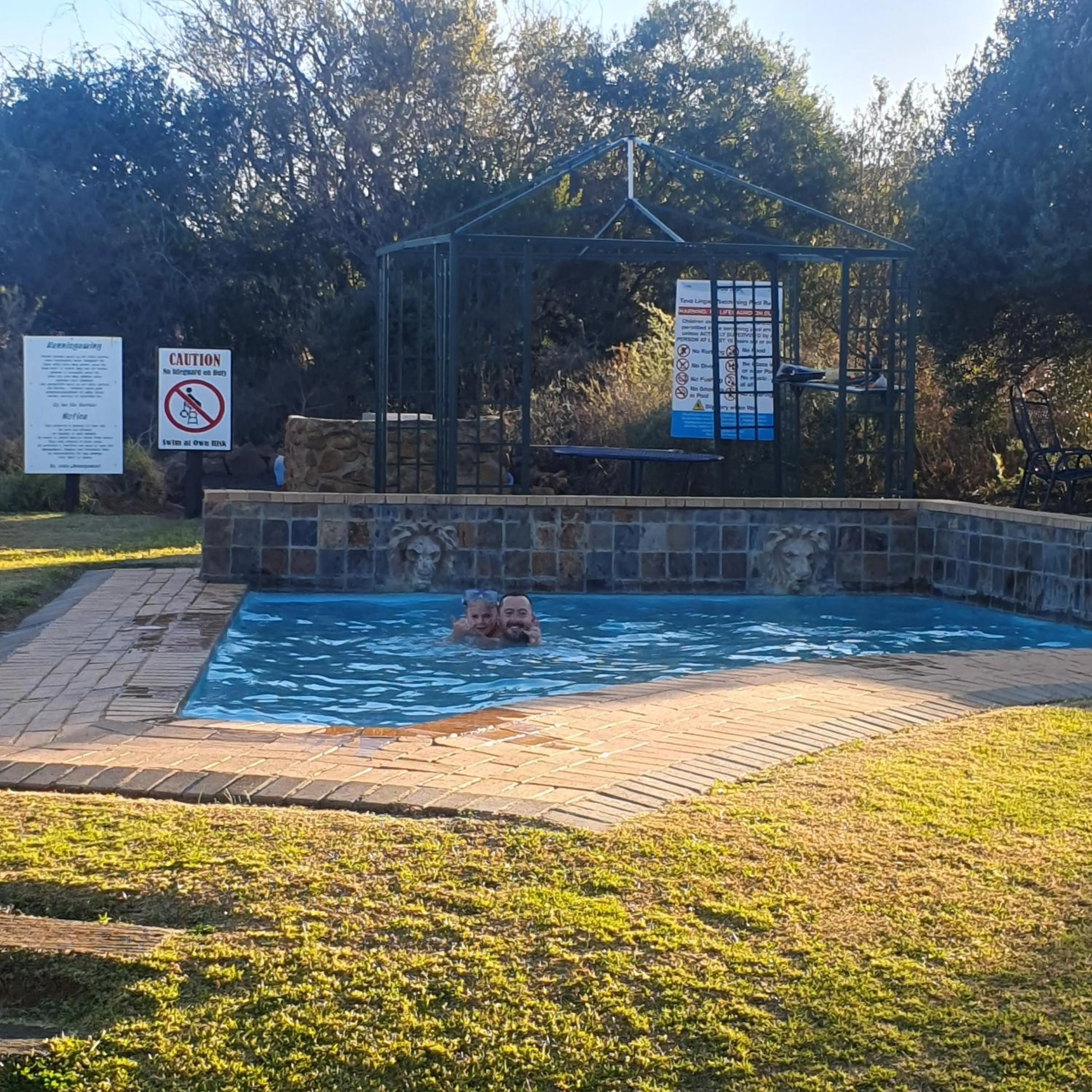 Swimming pool in Tava Lingwe Game Lodge & Wedding Venue