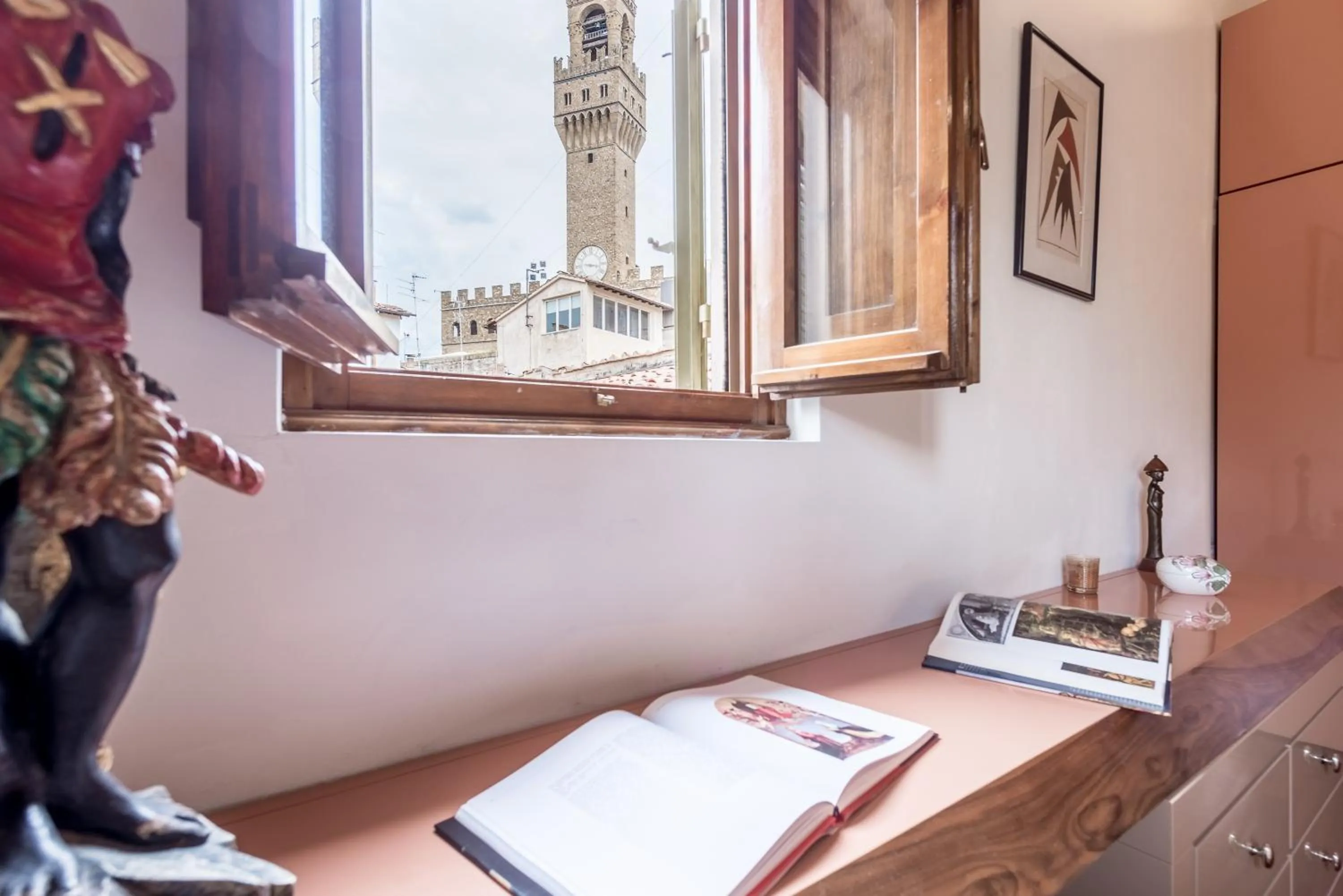 Photo of the whole room in Prestige Signoria by Mmega