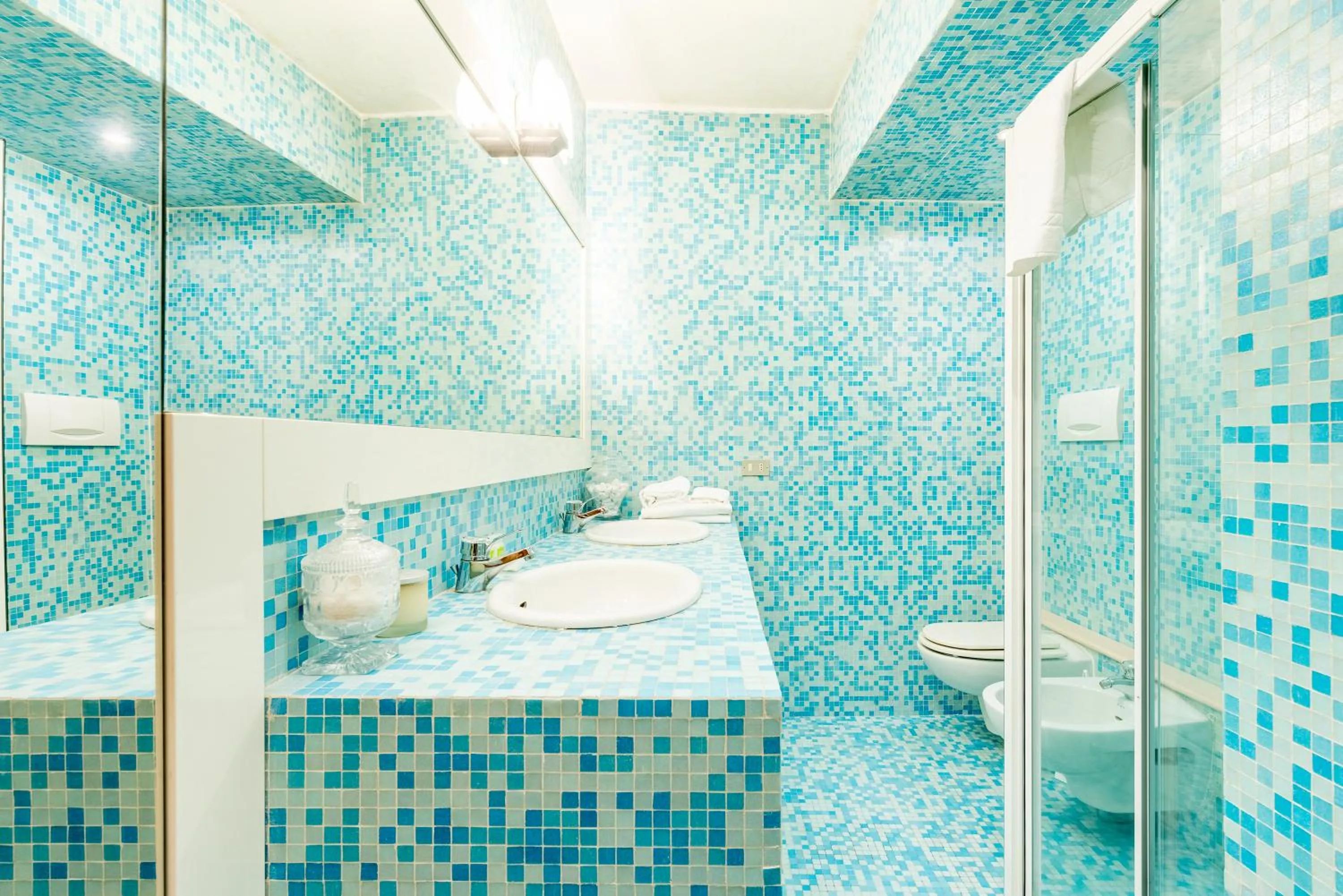 Bathroom in Prestige Signoria by Mmega