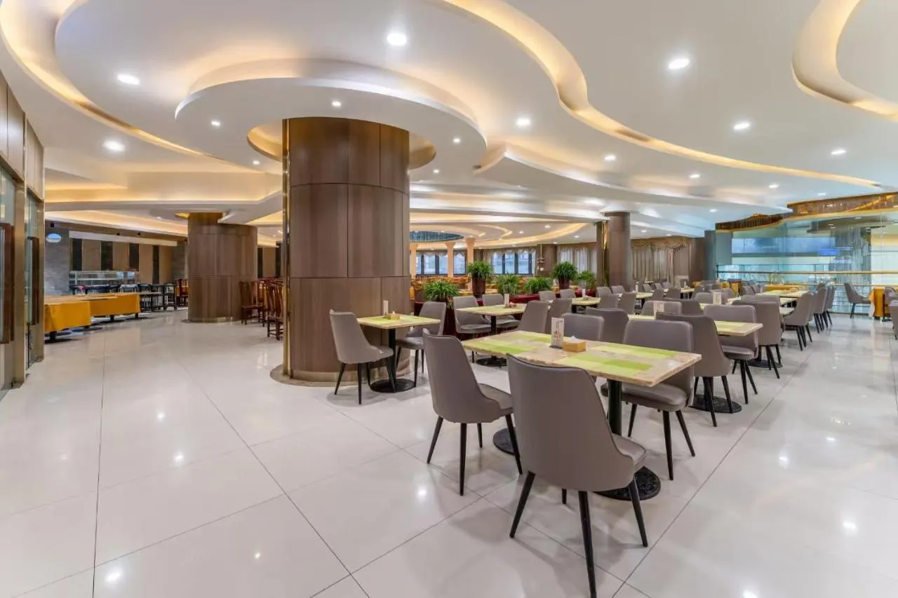 Restaurant/places to eat in Jinan Yuquan Simpson Hotel