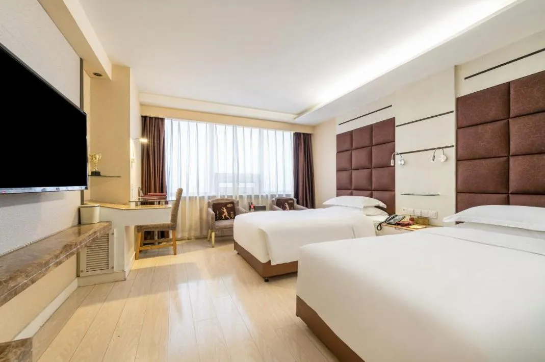 Bed in Jinan Yuquan Simpson Hotel