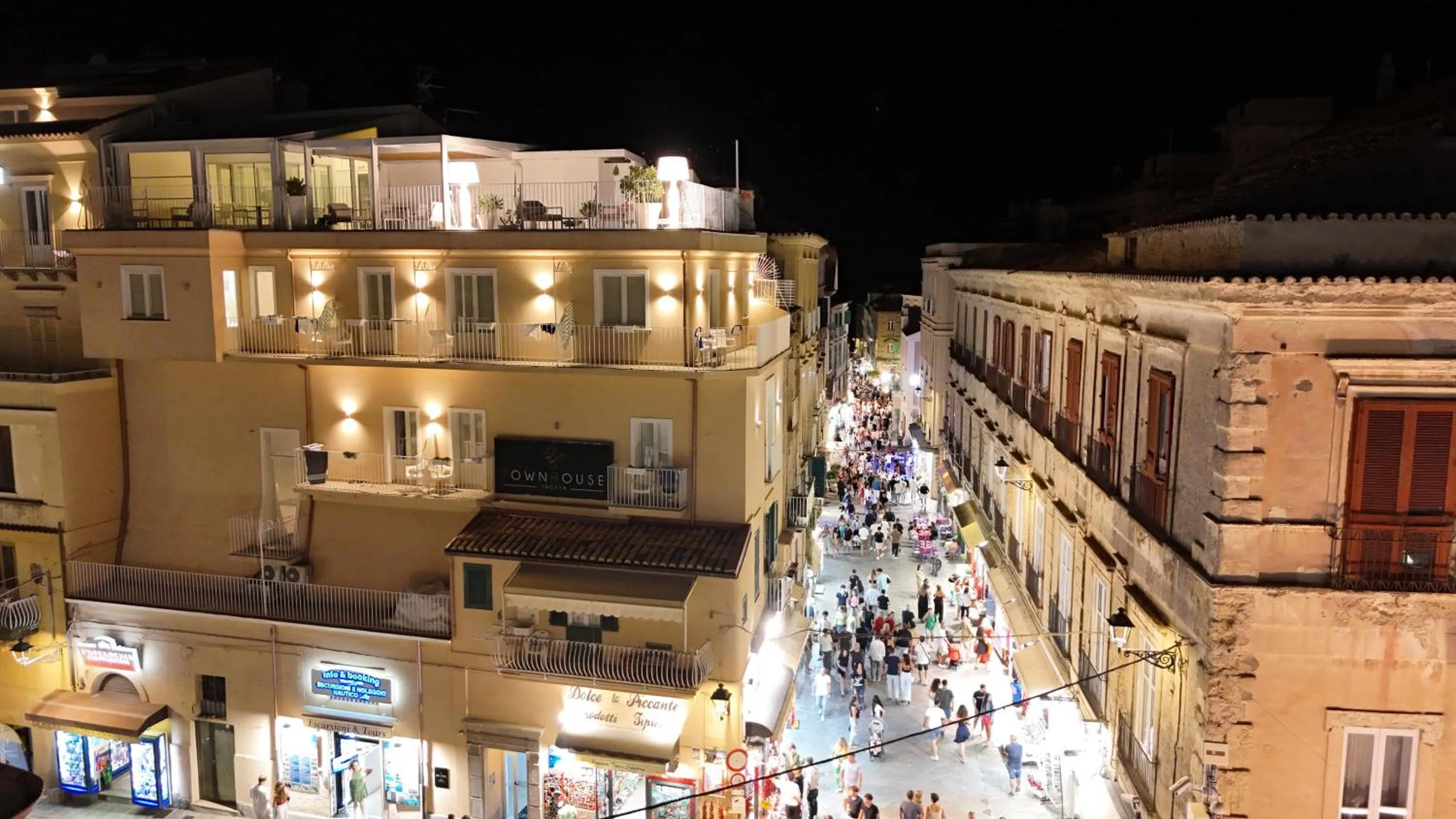 Property building in Townhouse Tropea