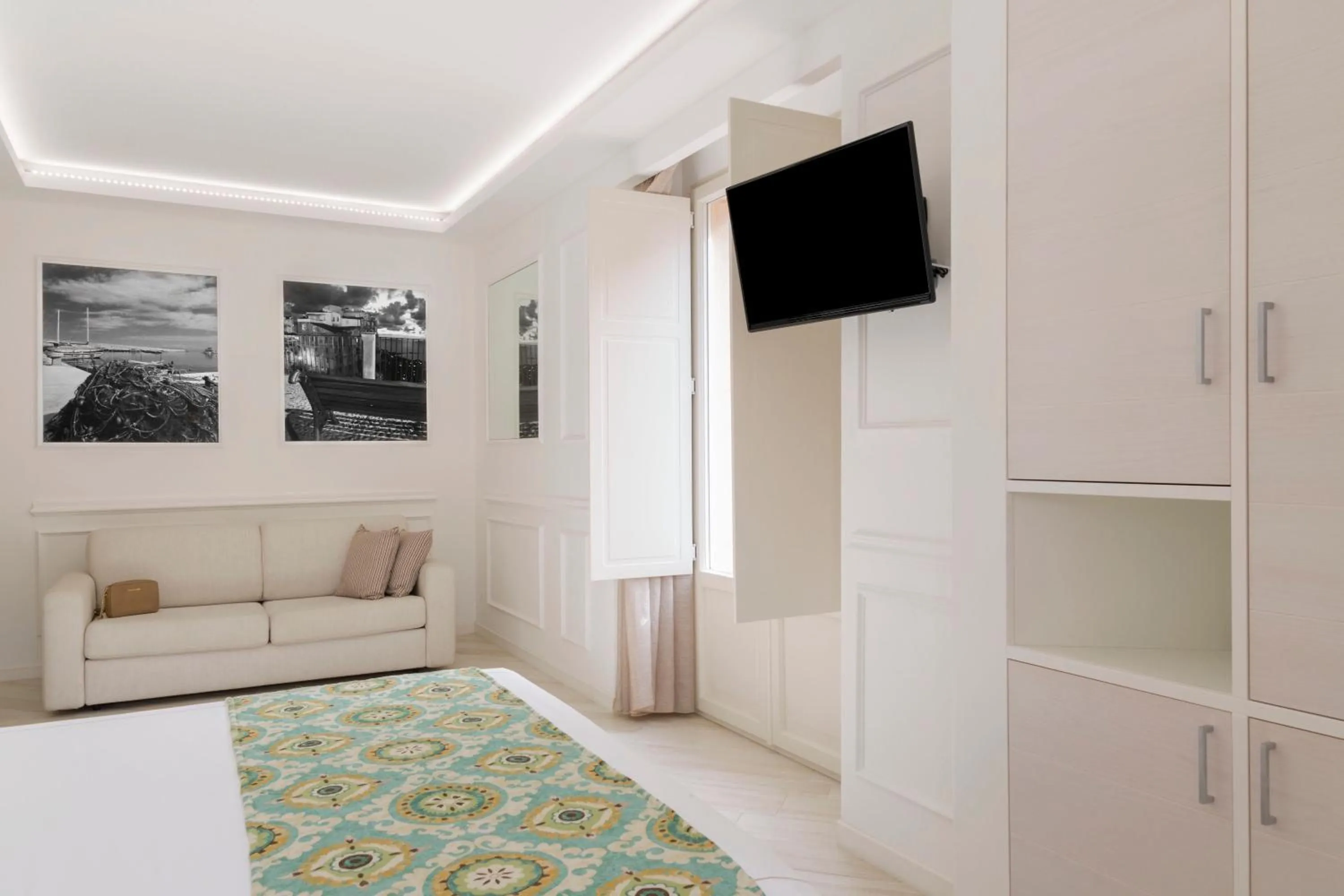 Bed in Townhouse Tropea