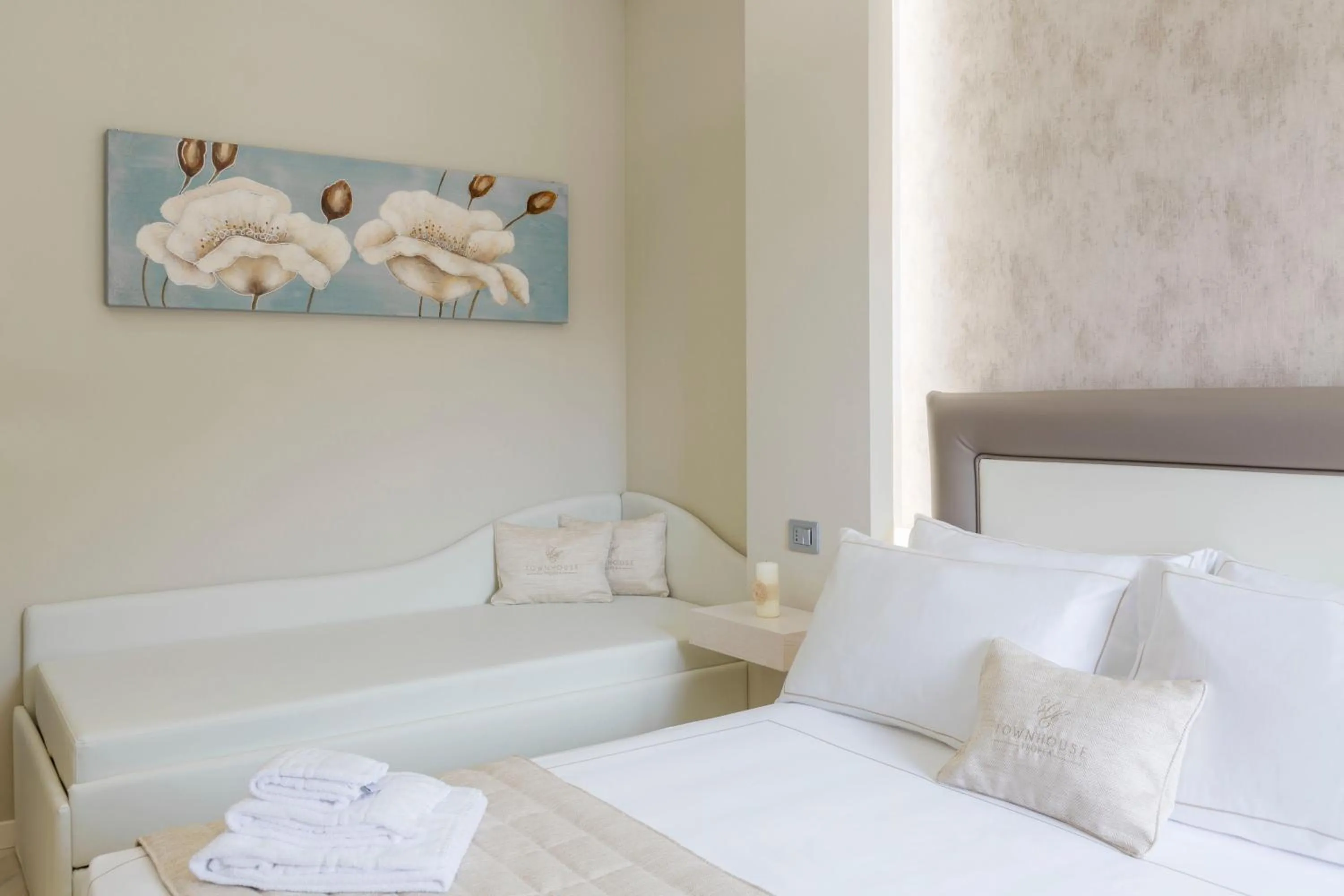 Bed in Townhouse Tropea