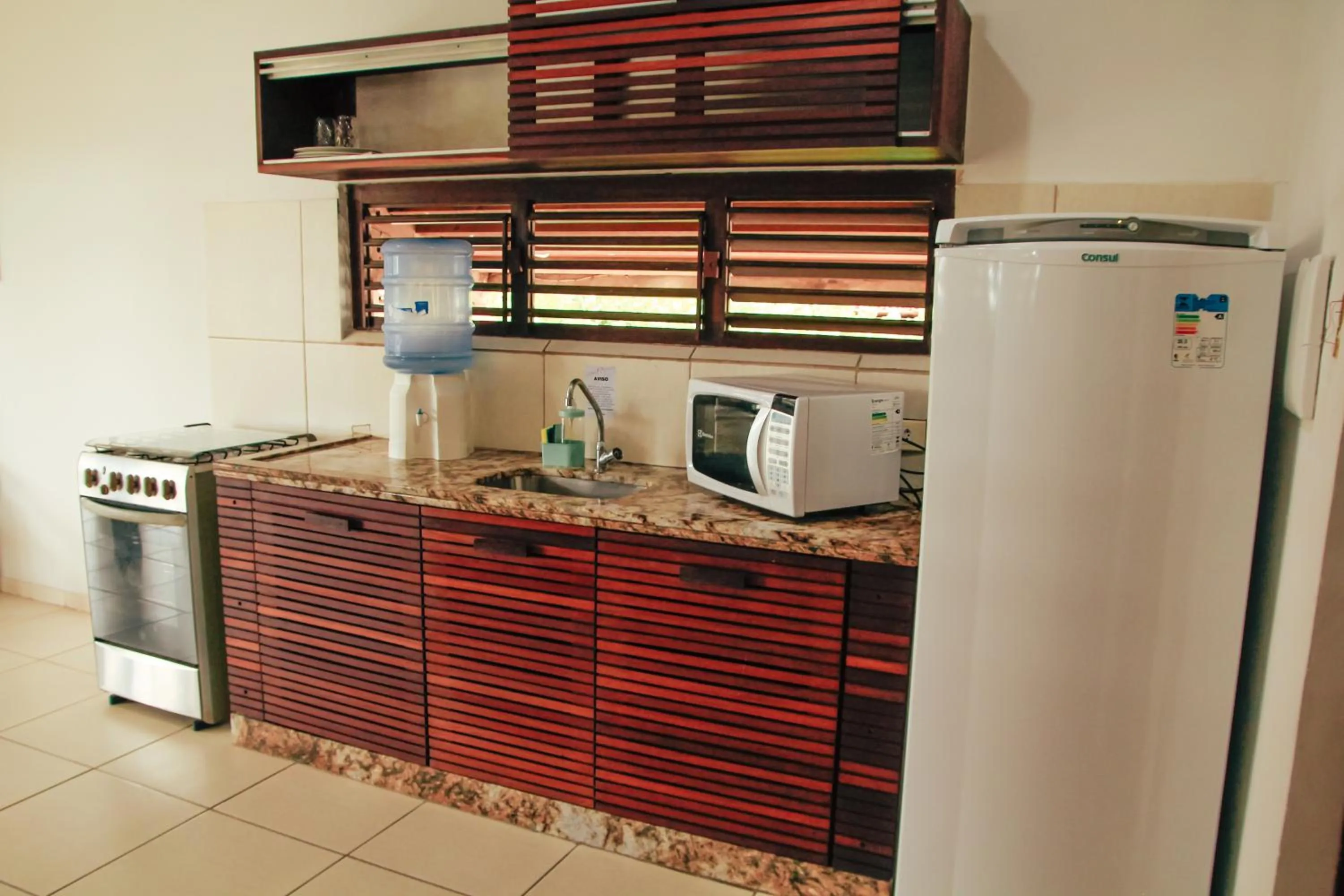 Kitchen or kitchenette in Pipa Panorama Aparthotel