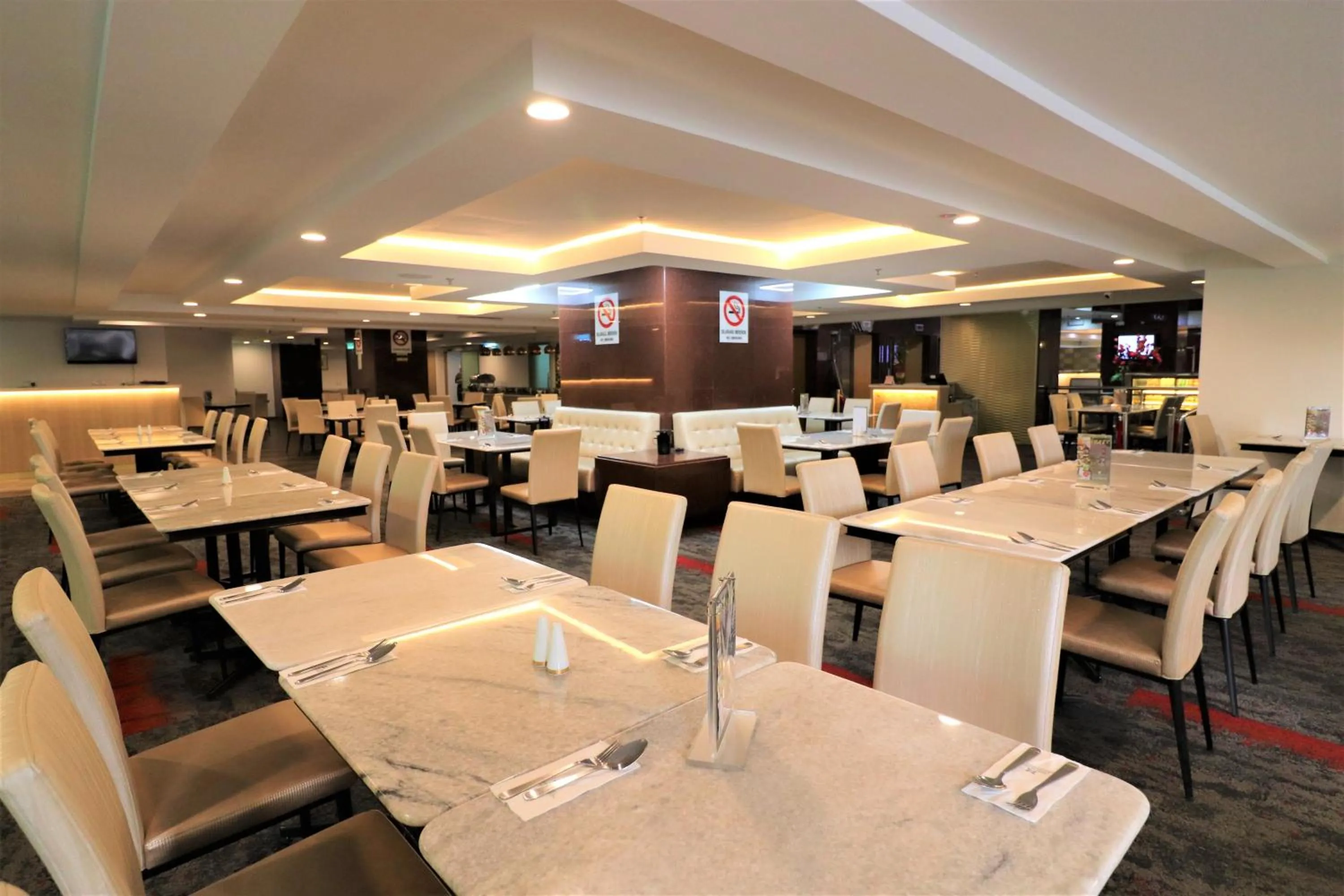 Restaurant/places to eat in Hotel Grand Continental Kuala Lumpur