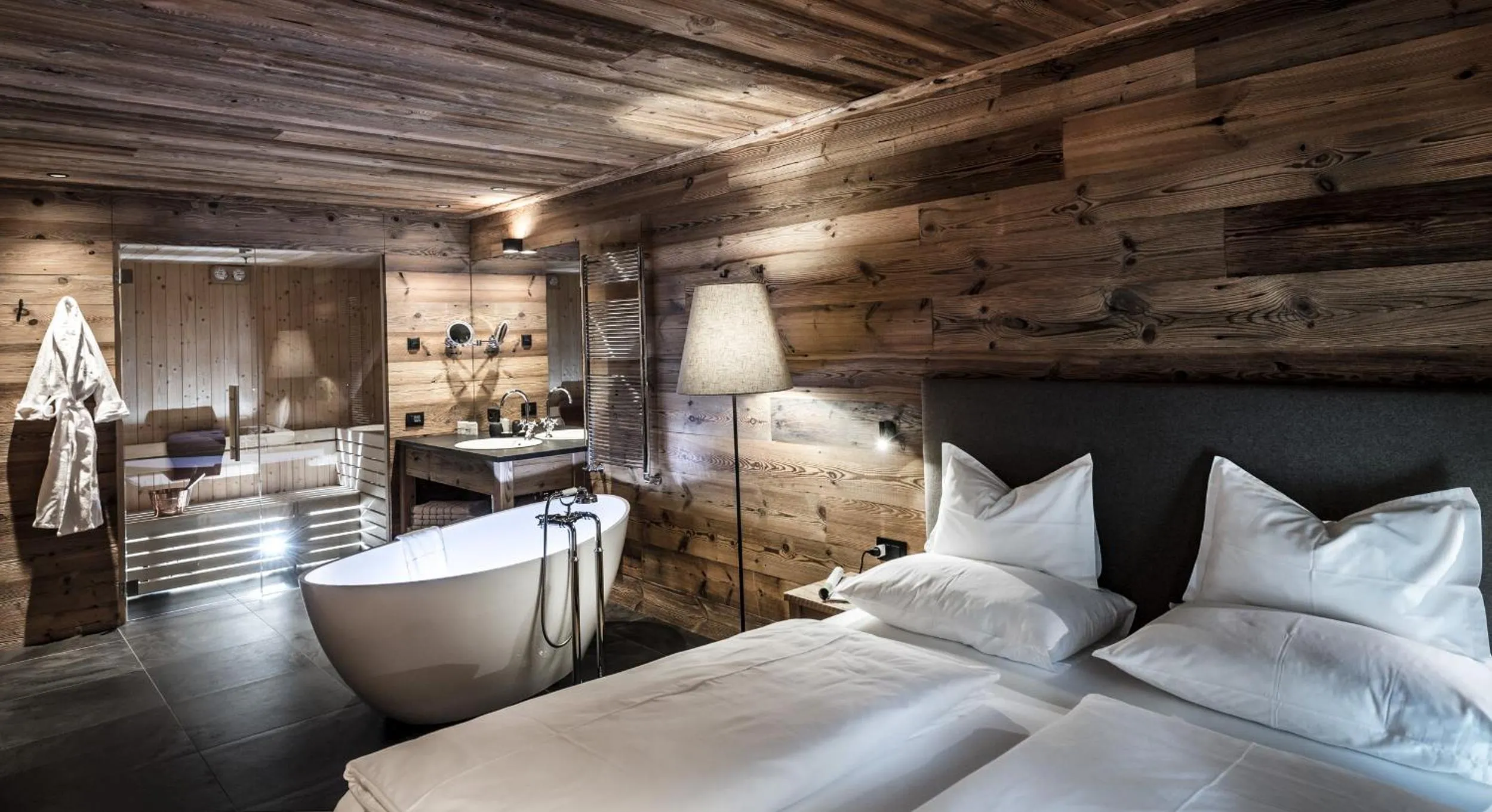 Bed in Chalet Cogolara