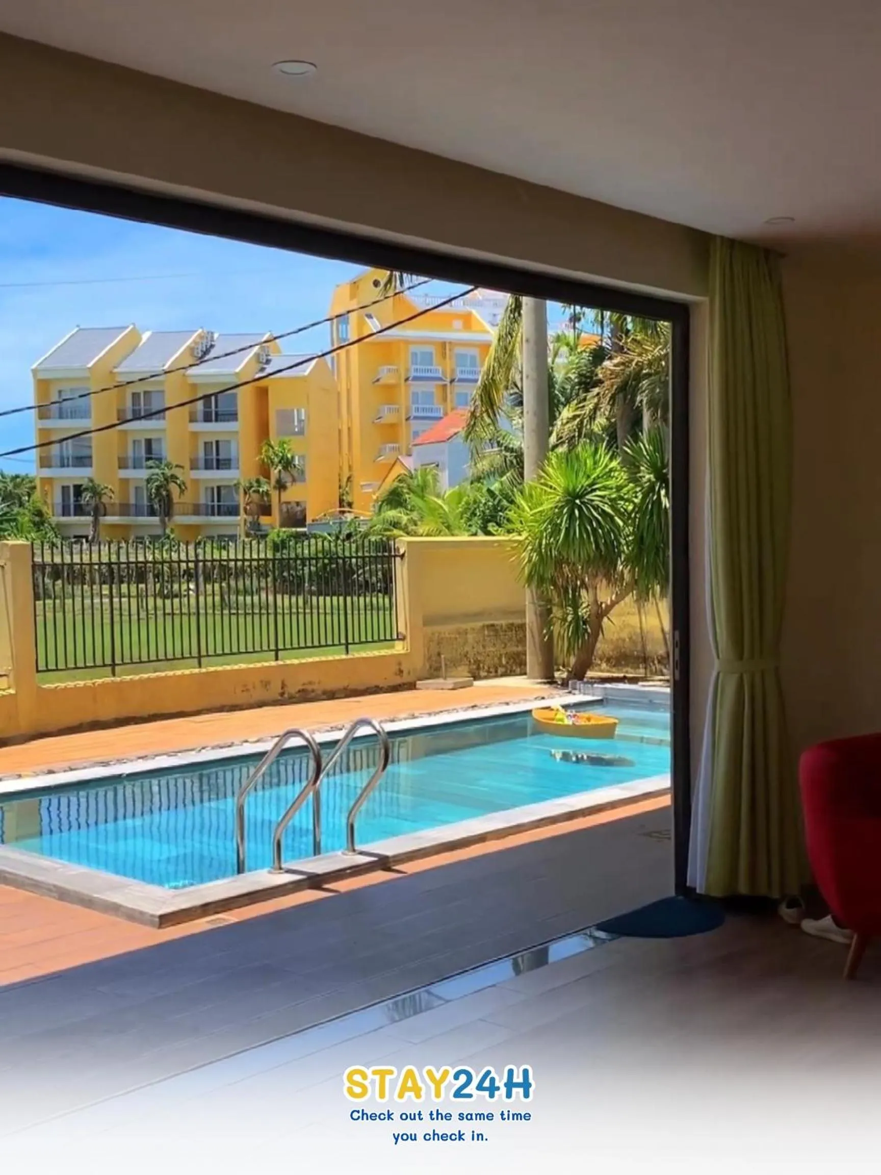 Lake view in Hoa Co Villa - Garden & Poolview