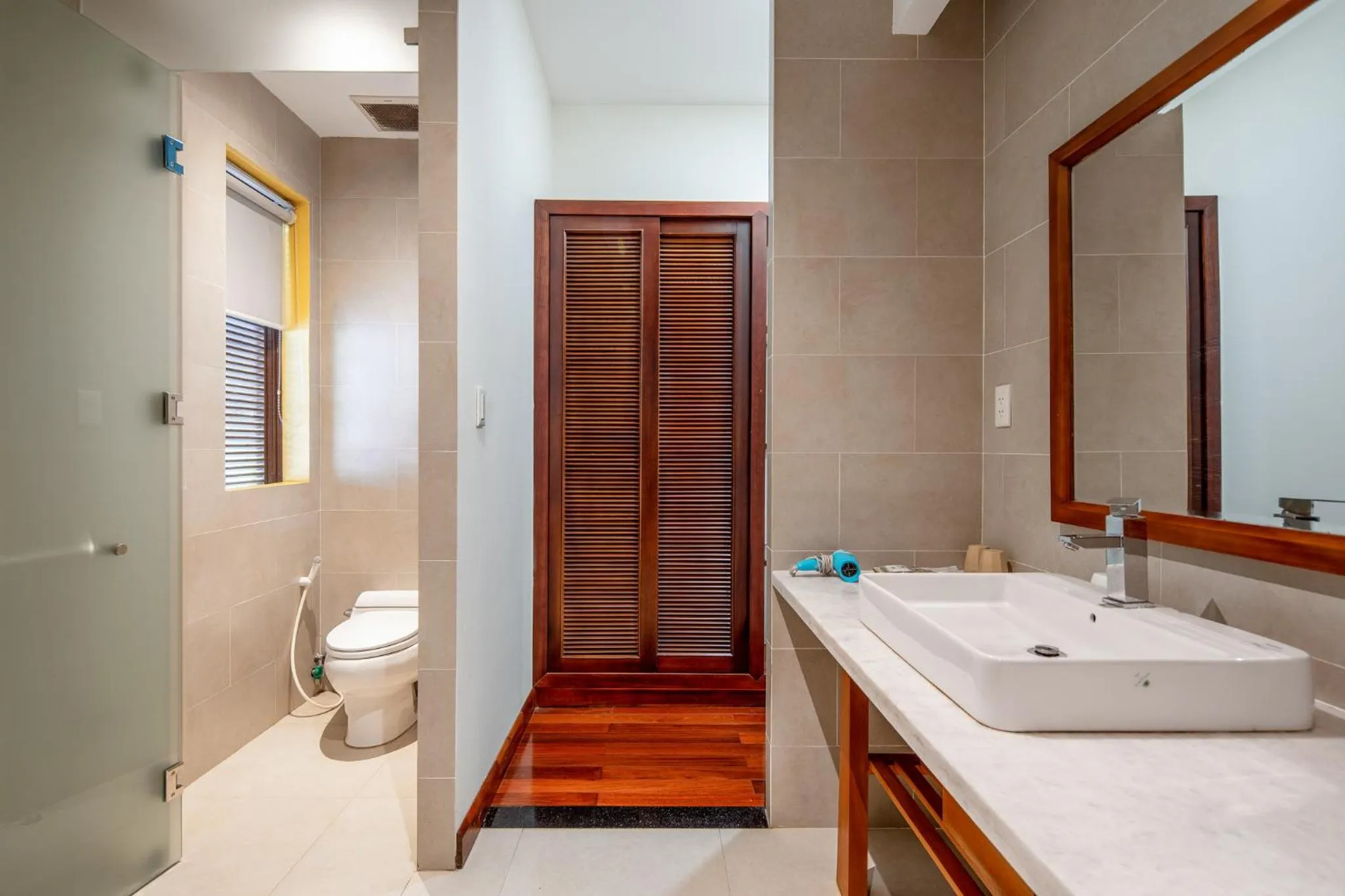 Shower in Hoa Co Villa - Garden & Poolview