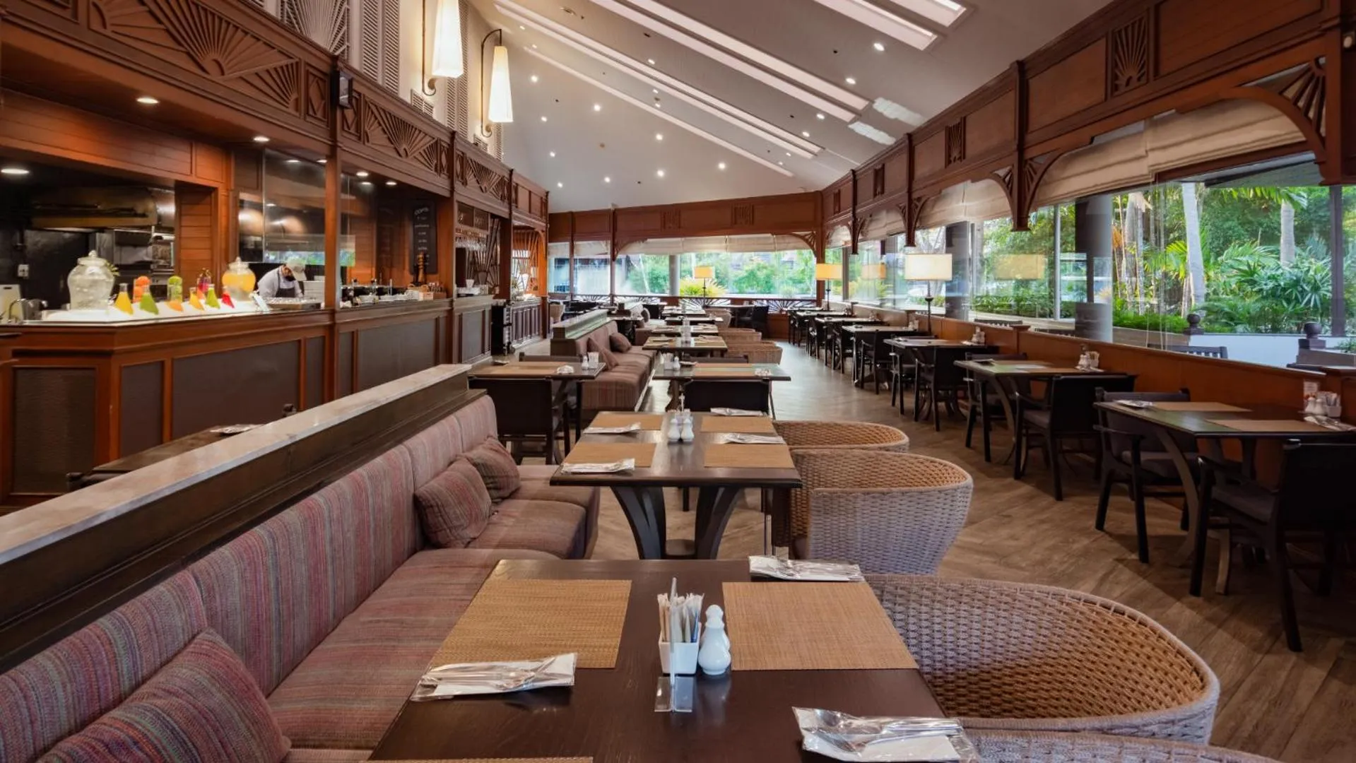 Breakfast in Avani Pattaya Resort