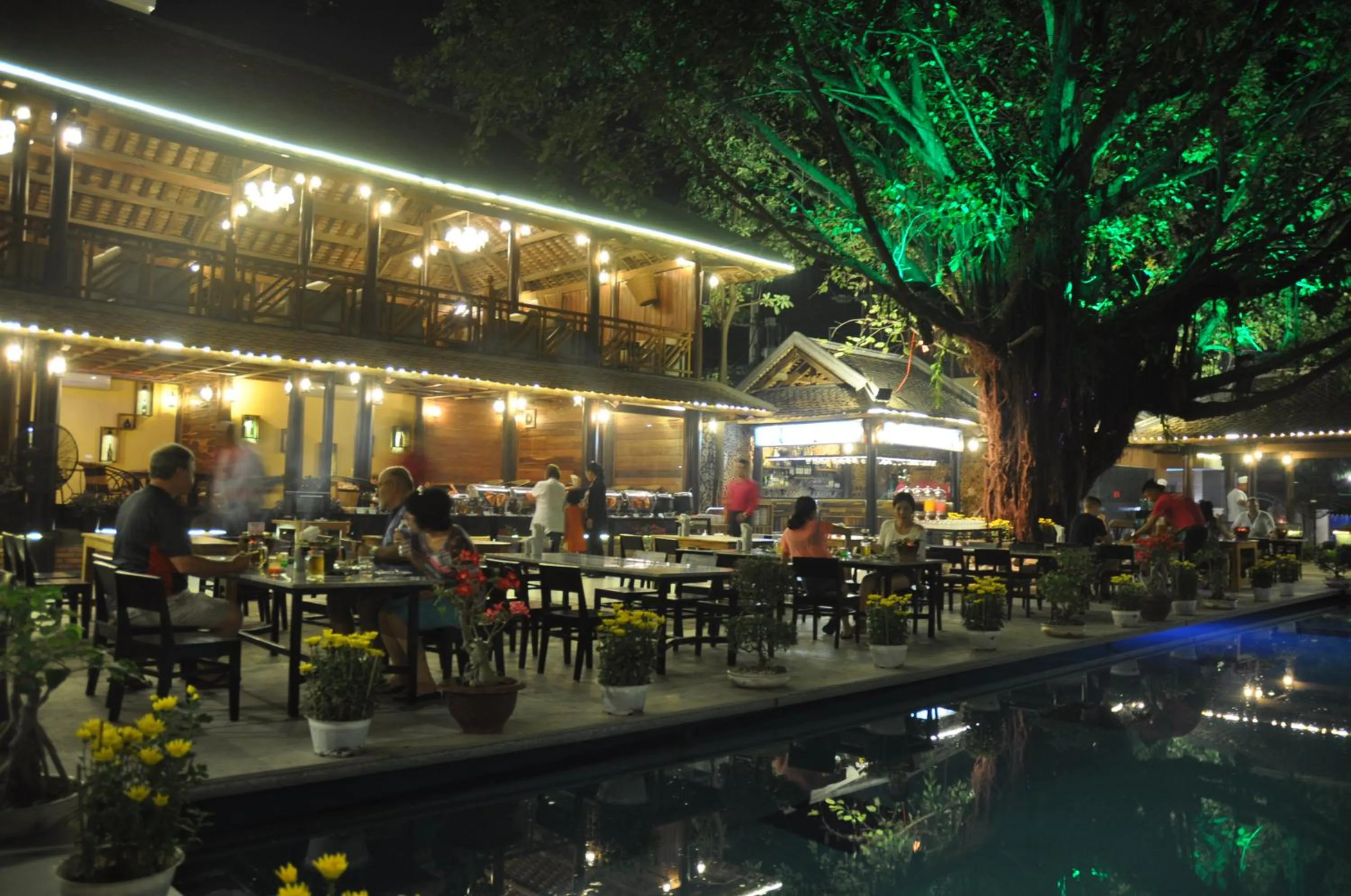 Restaurant/places to eat in Yasaka Saigon Nha Trang Hotel & Spa