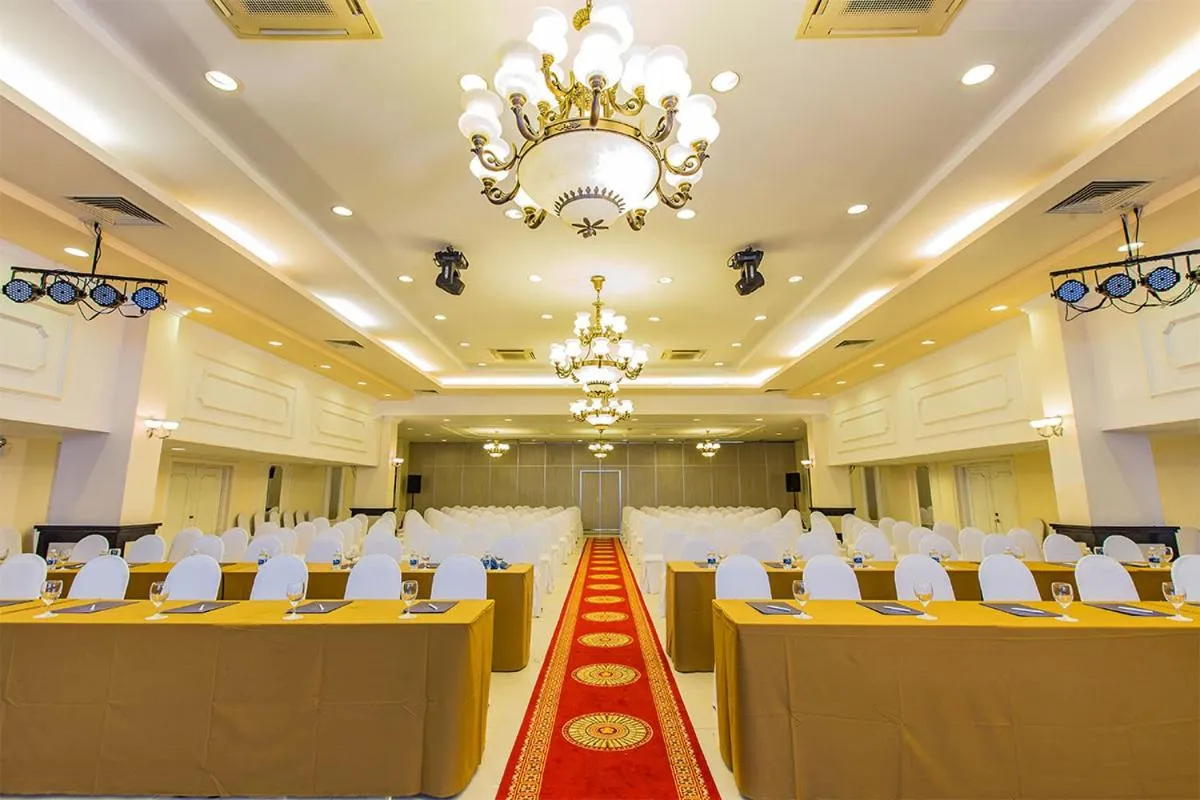 Yasaka Saigon Nha Trang Hotel & Spa