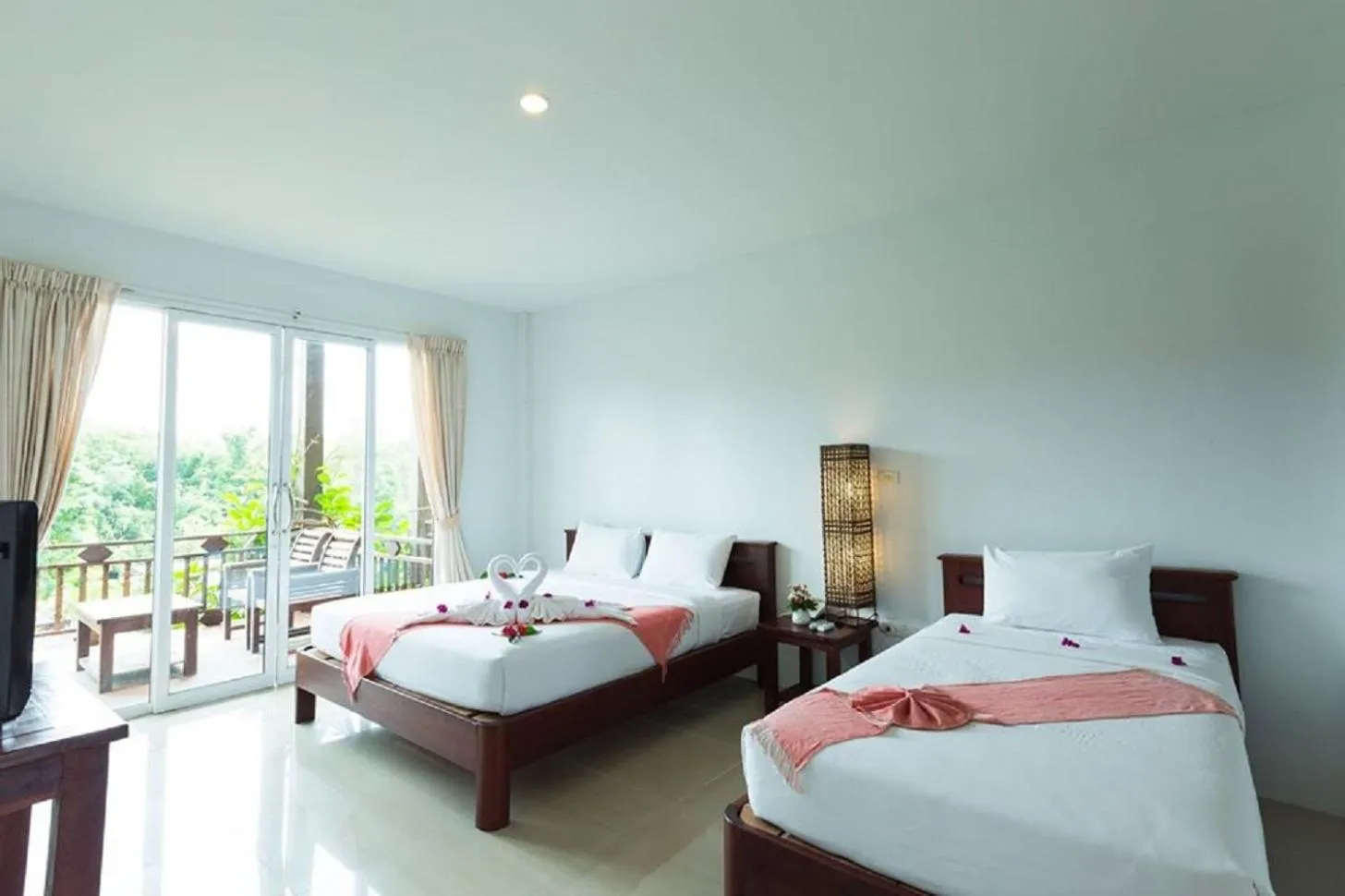 Bed in Nakakiri Resort & Spa