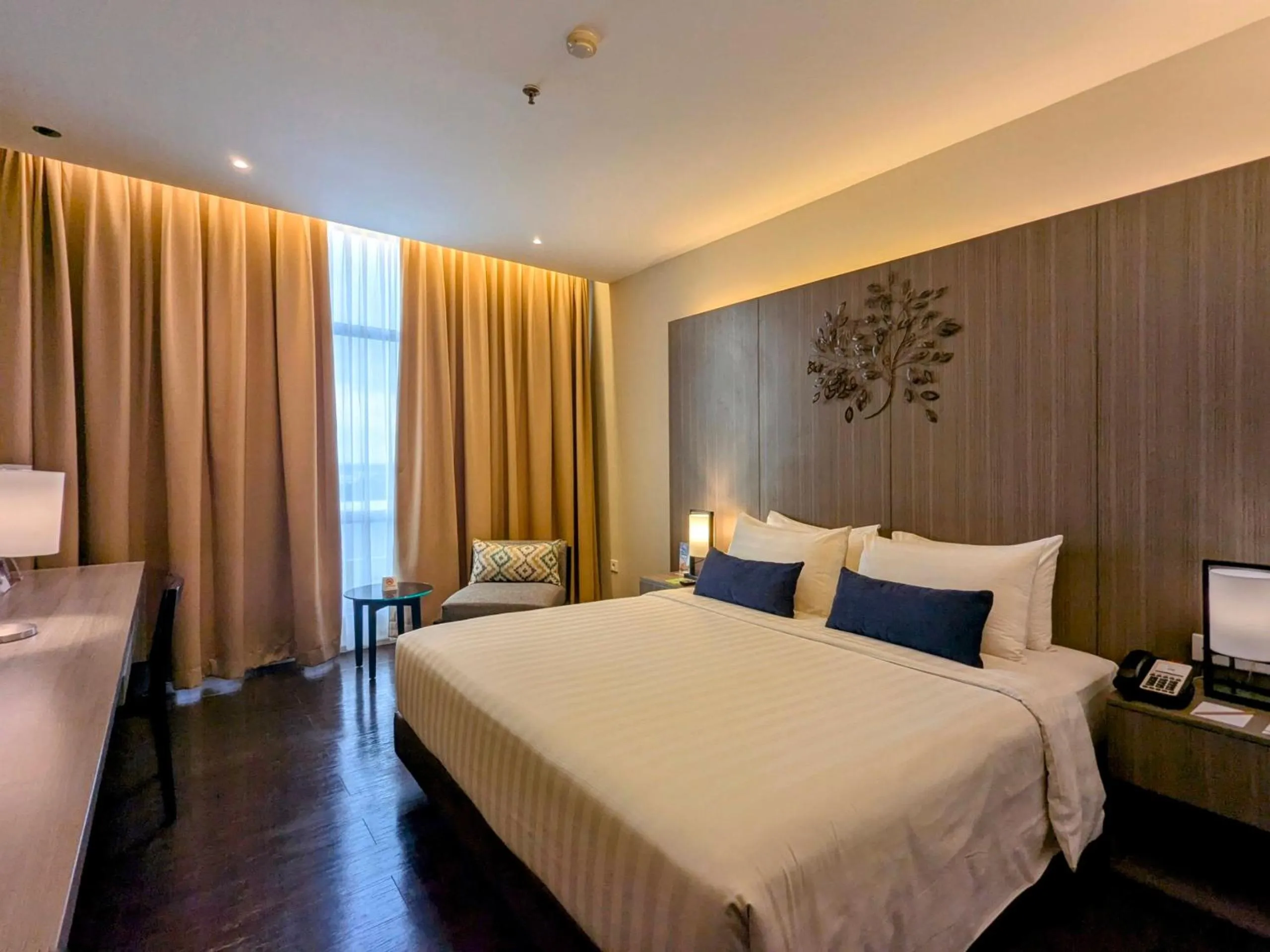 Deluxe Double Room in Grand Zuri Cikarang Jababeka