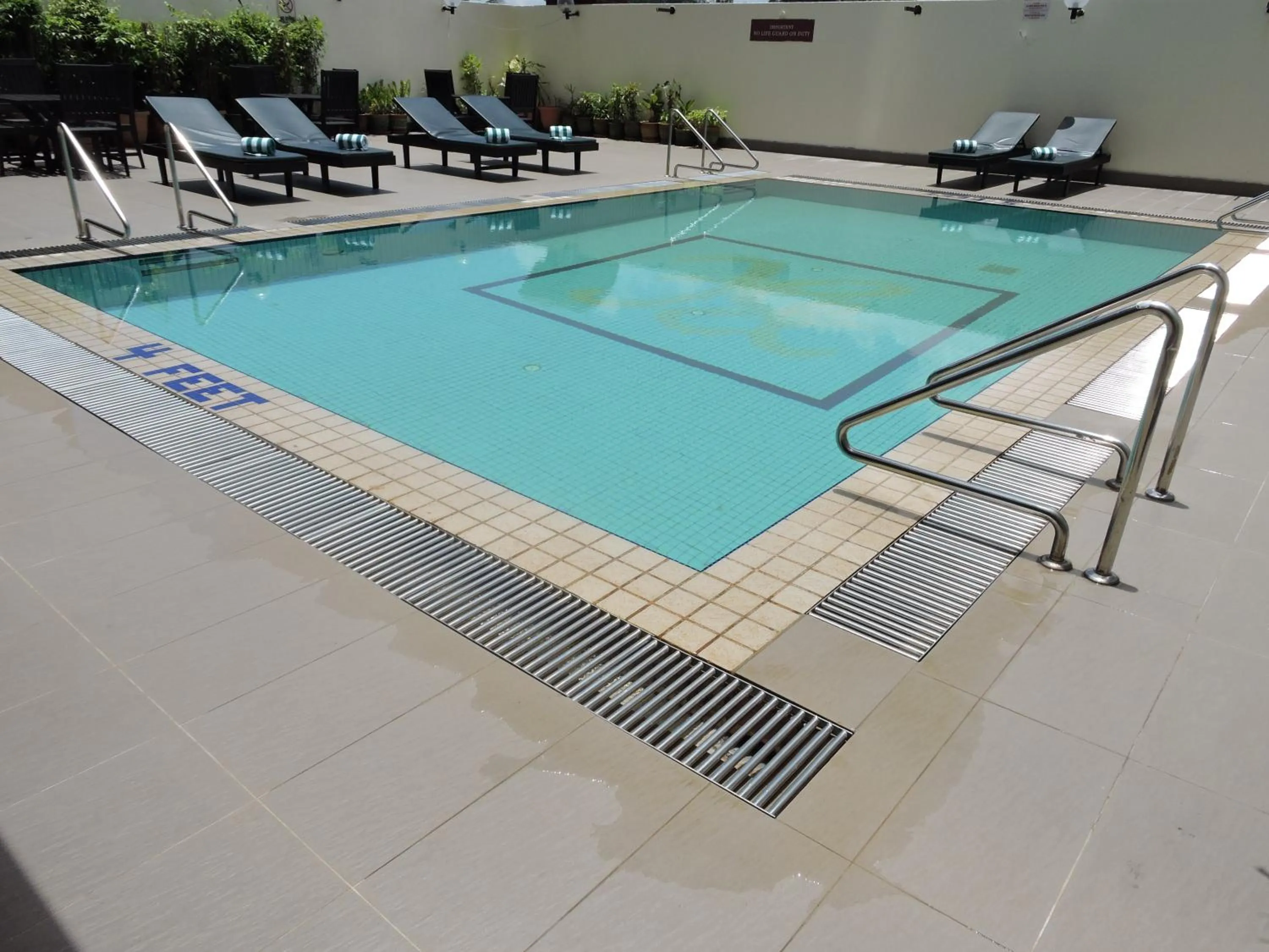 Swimming pool in Hotel Grand Continental Kuching