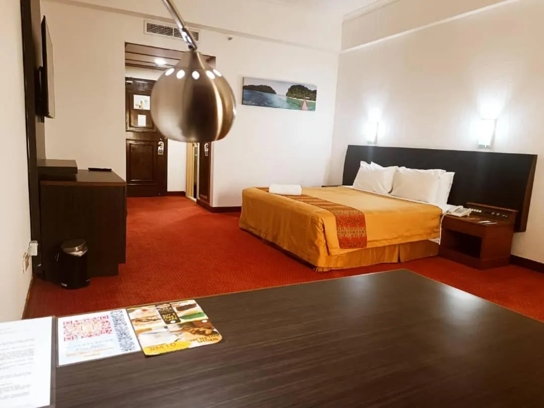 Bedroom, Bed in Hotel Grand Continental Kuching