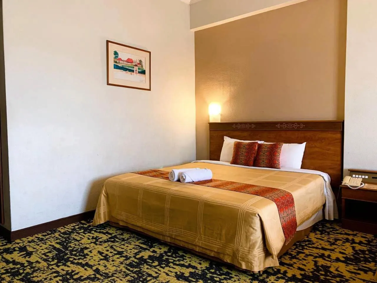 Bed in Hotel Grand Continental Kuching