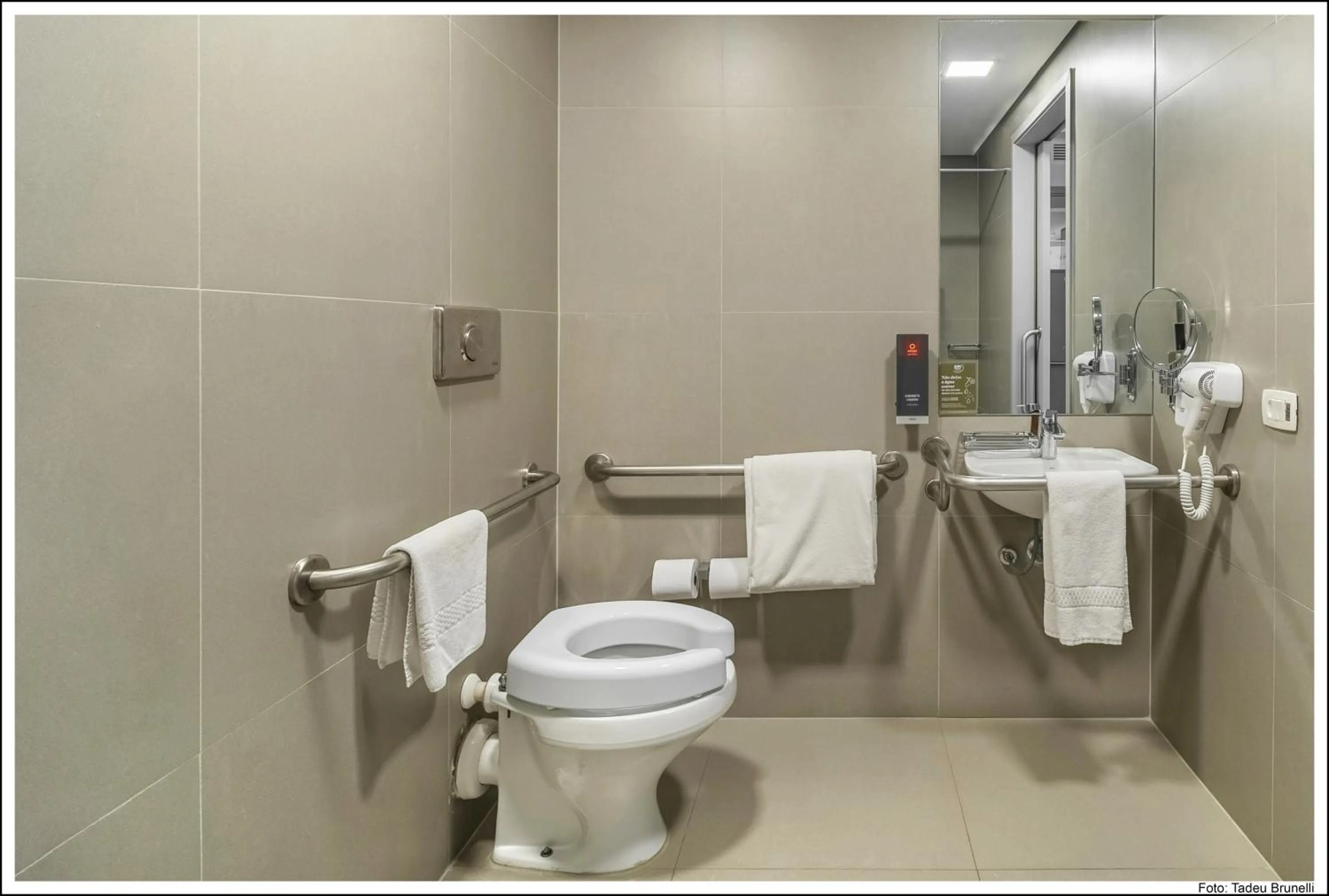 Bathroom in Mercure Sao Paulo Barra Funda