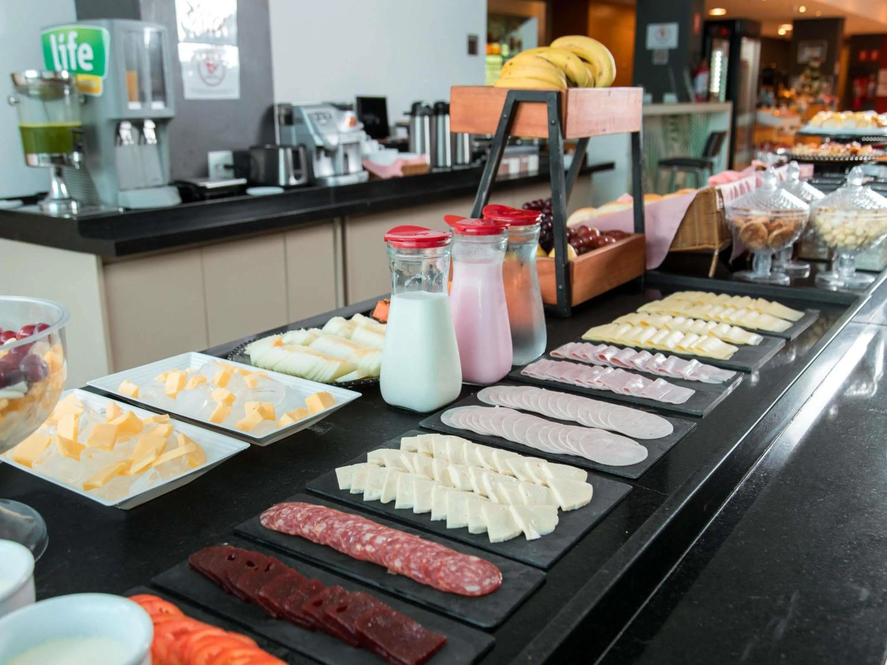 Breakfast in ibis Presidente Prudente Manoel Goulart