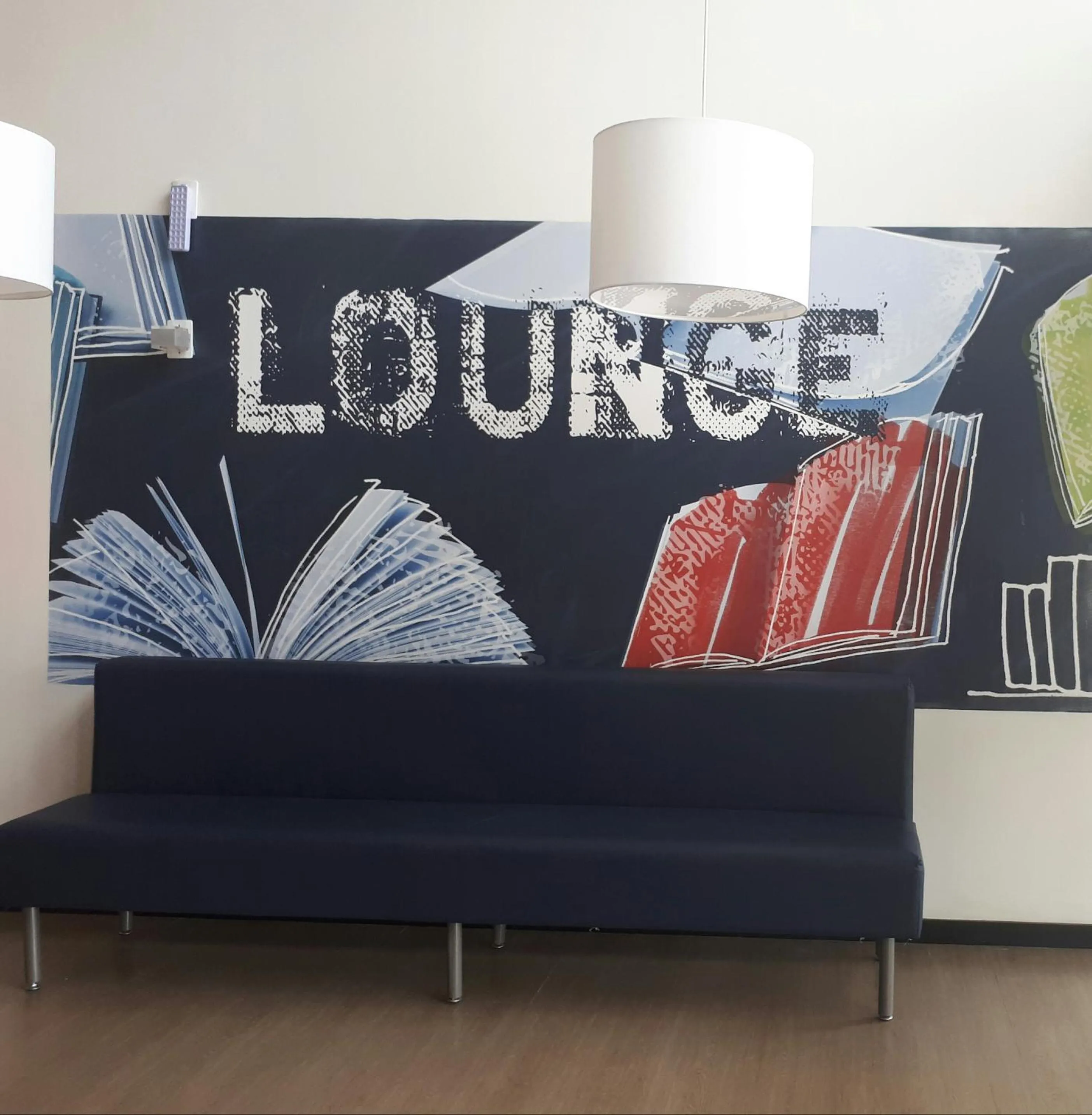 Lounge or bar in ibis budget Barbacena