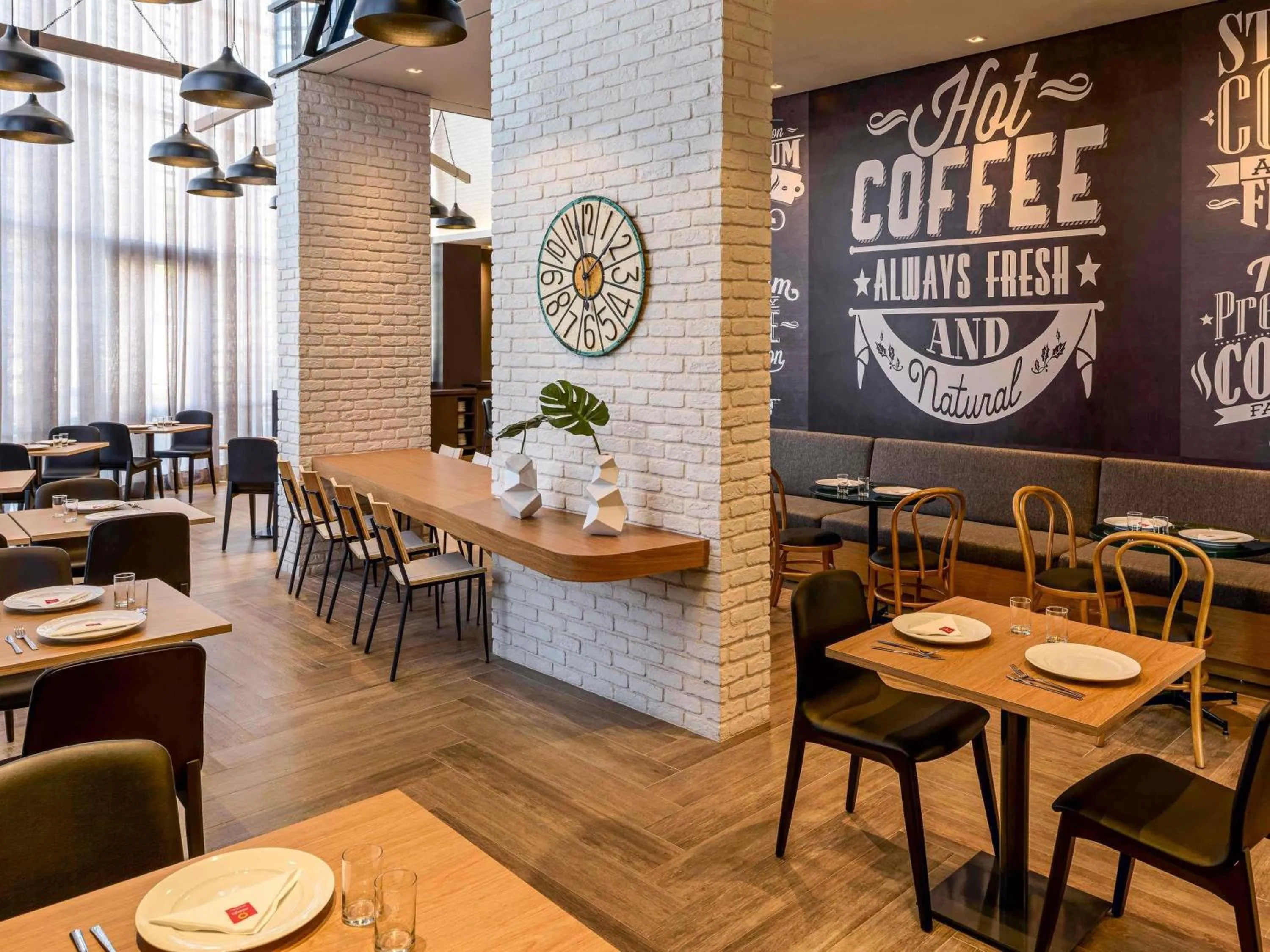 Restaurant/places to eat in Mercure Sao Bernardo Do Campo