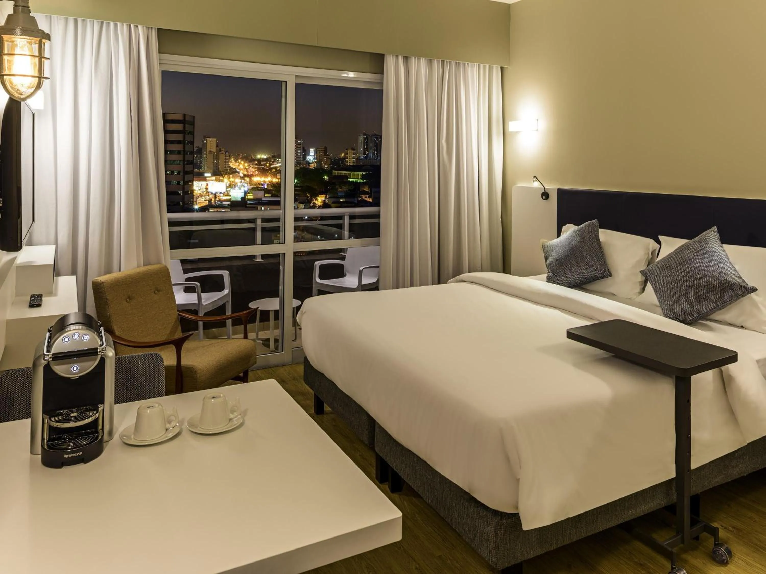 Bedroom, Bed in Mercure Sao Bernardo Do Campo