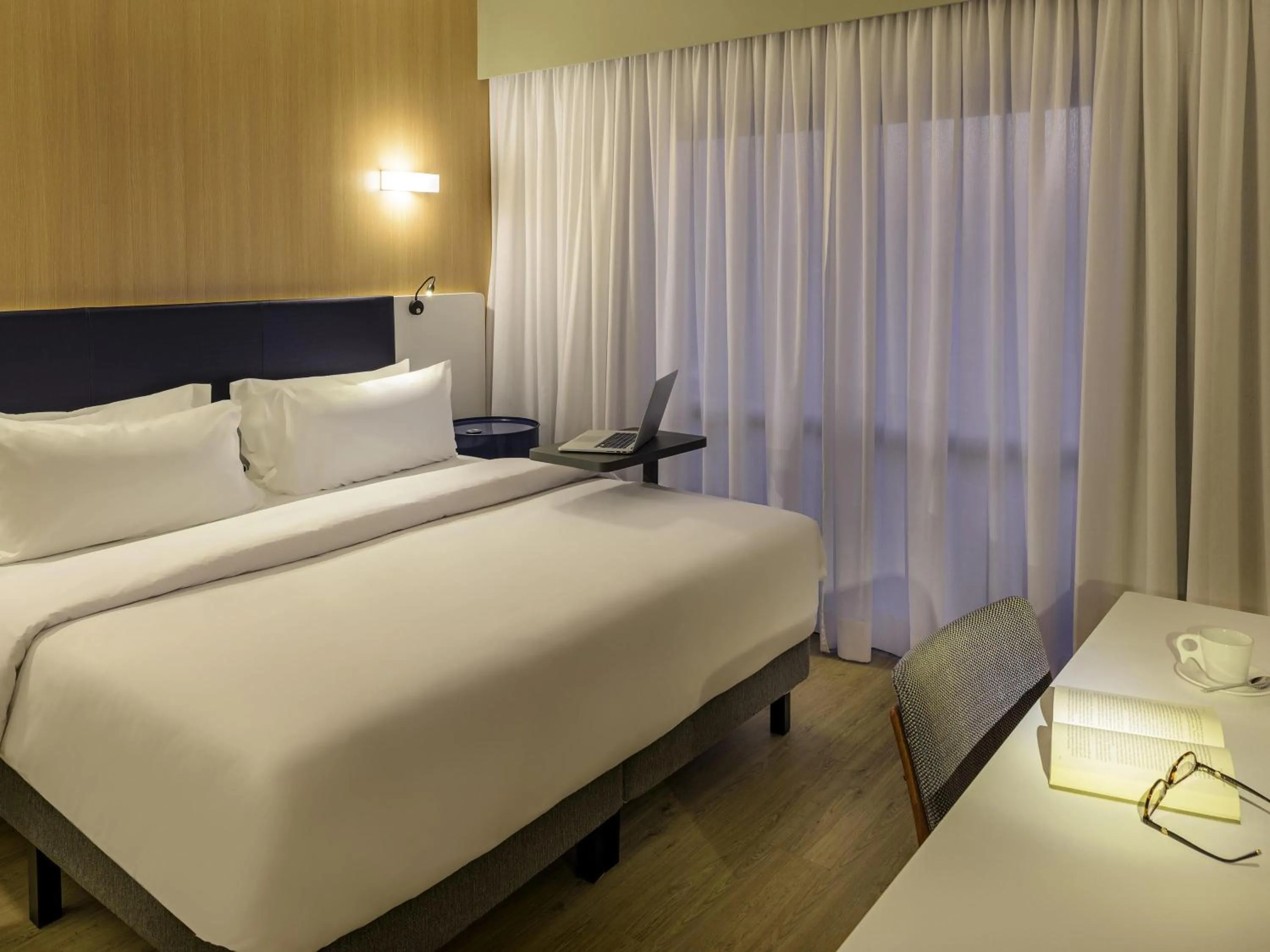 Bedroom, Bed in Mercure Sao Bernardo Do Campo