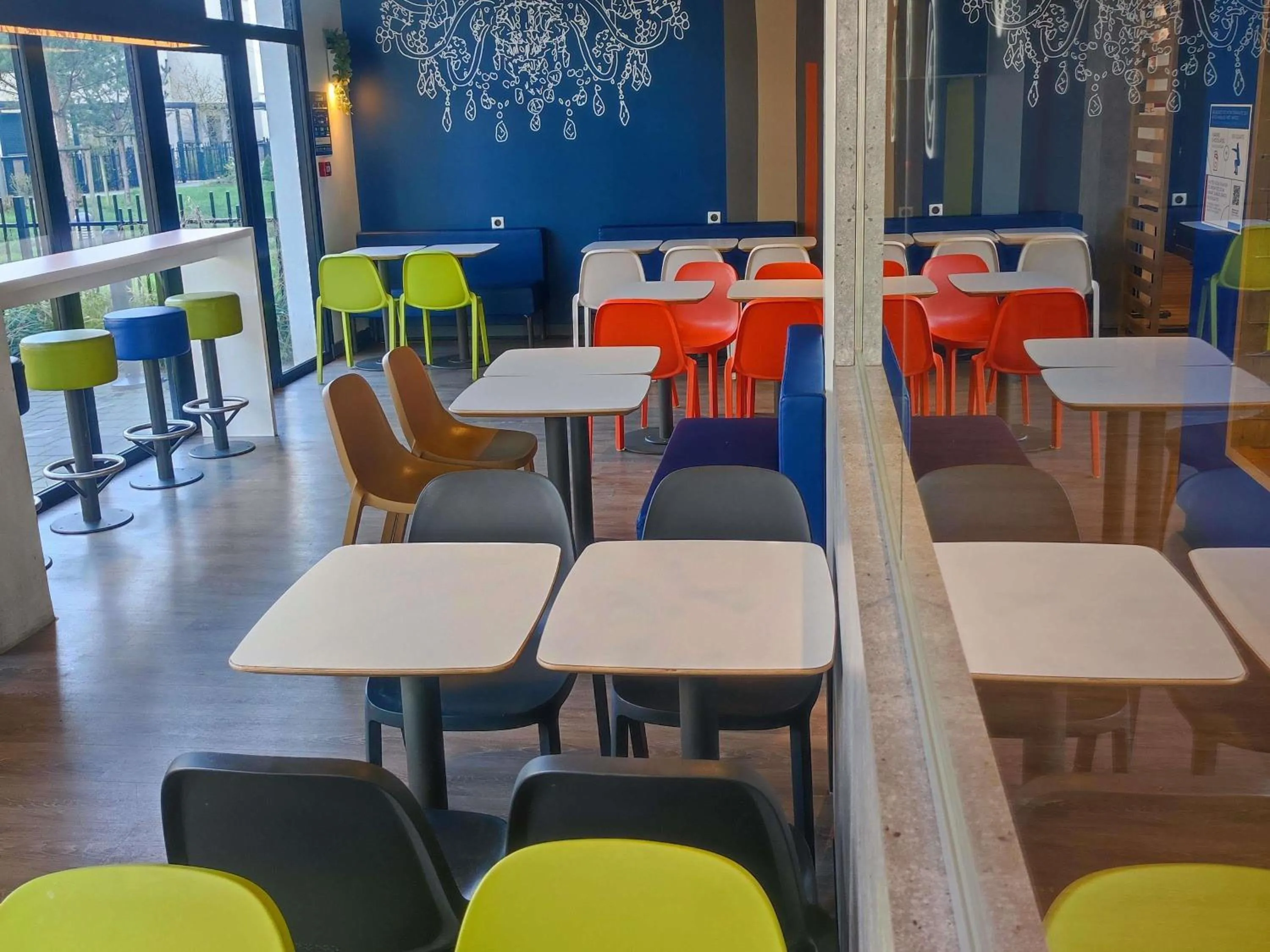 Restaurant/places to eat in Ibis Budget Amiens Centre Gare