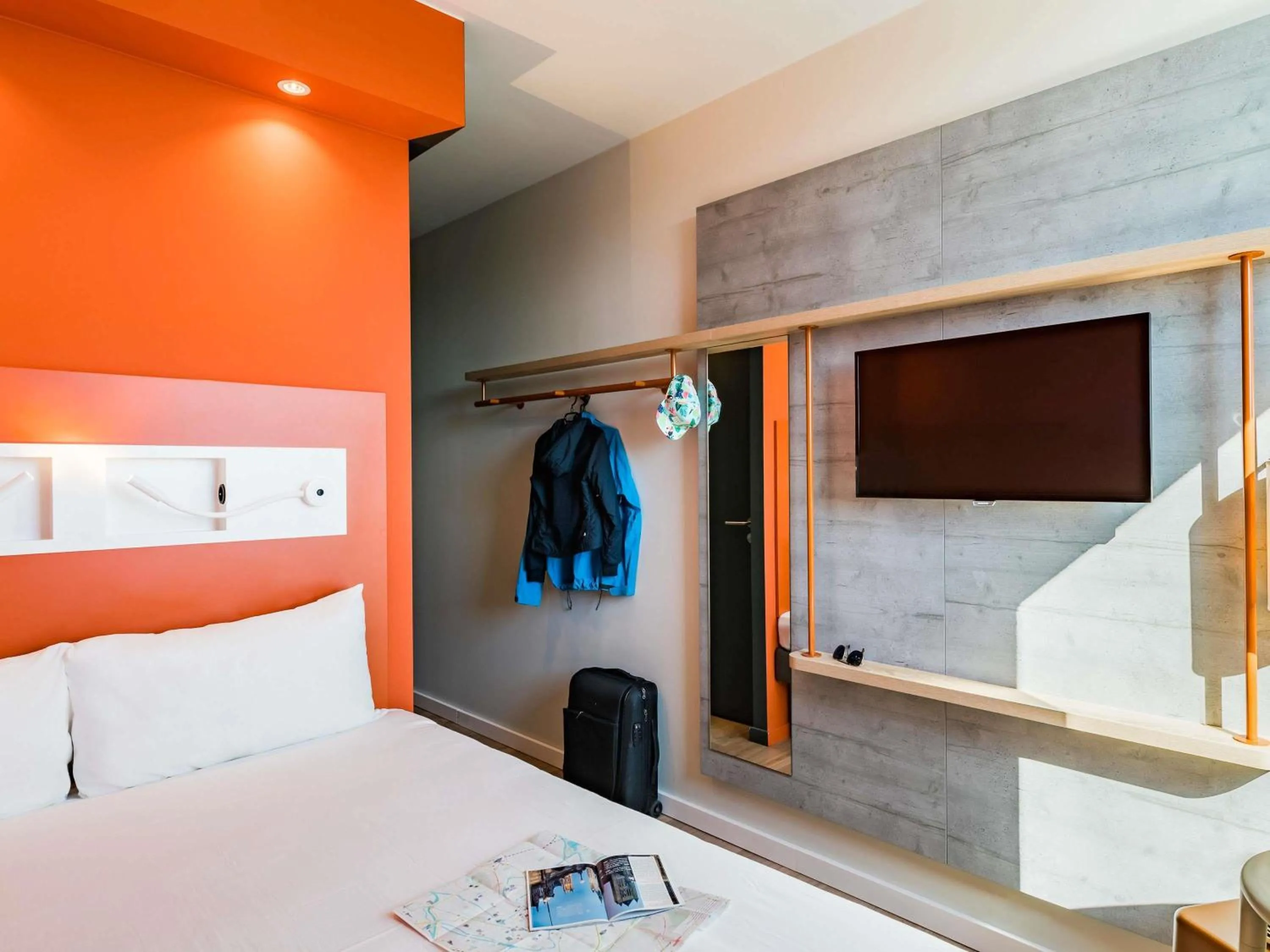 Bedroom, Bed in Ibis Budget Amiens Centre Gare