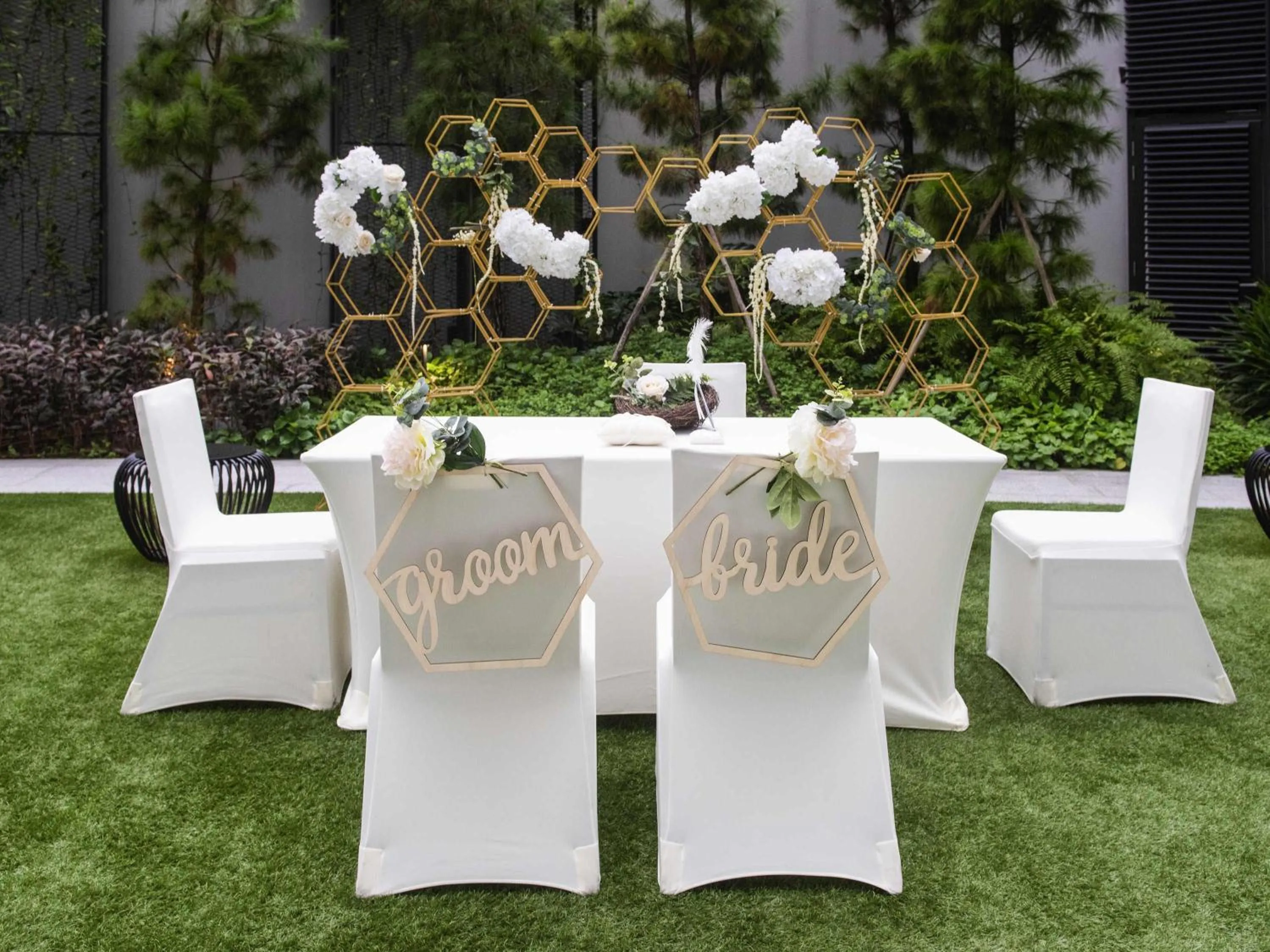 wedding in Mercure Singapore On Stevens