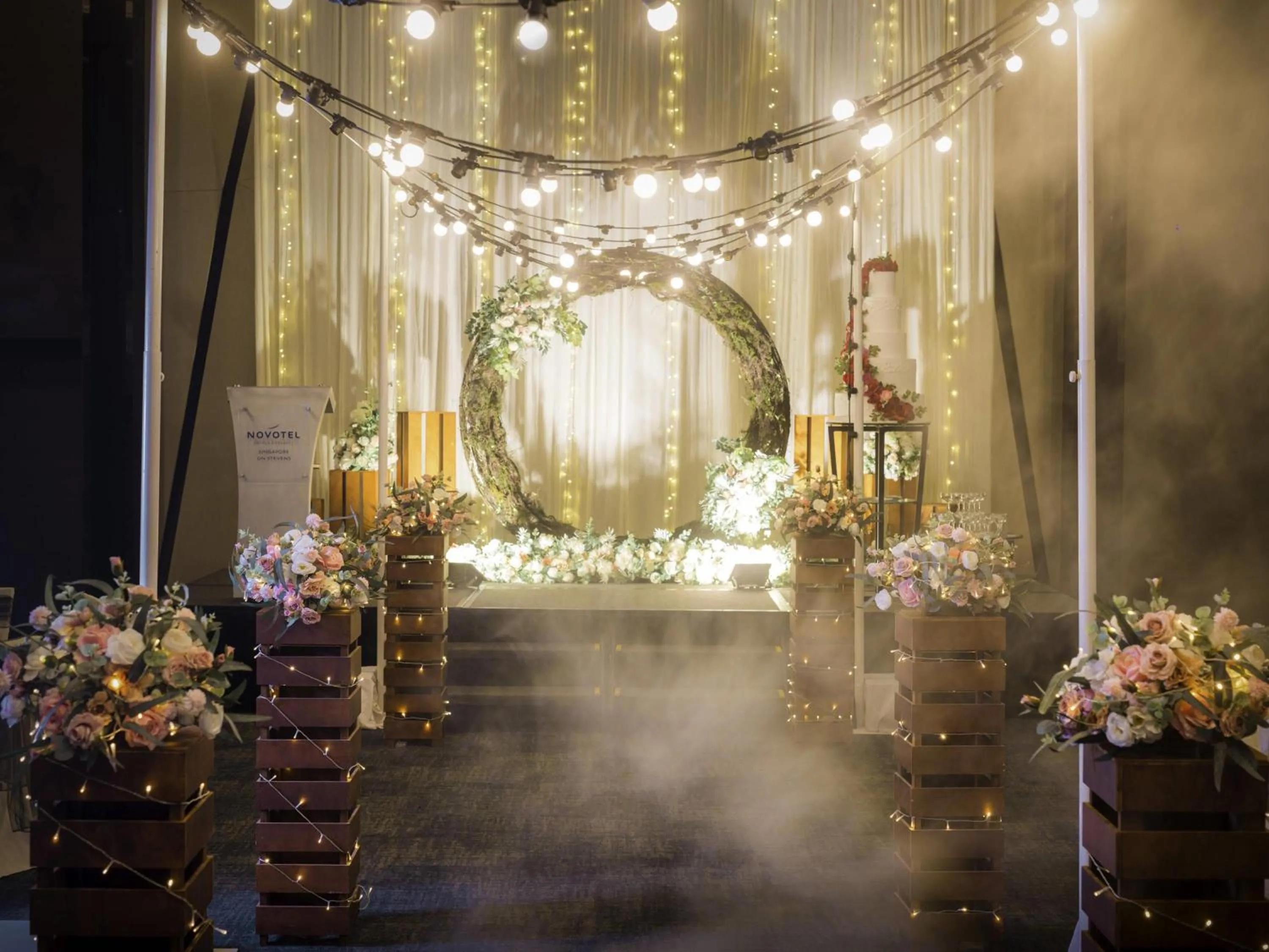 wedding in Novotel Singapore On Stevens