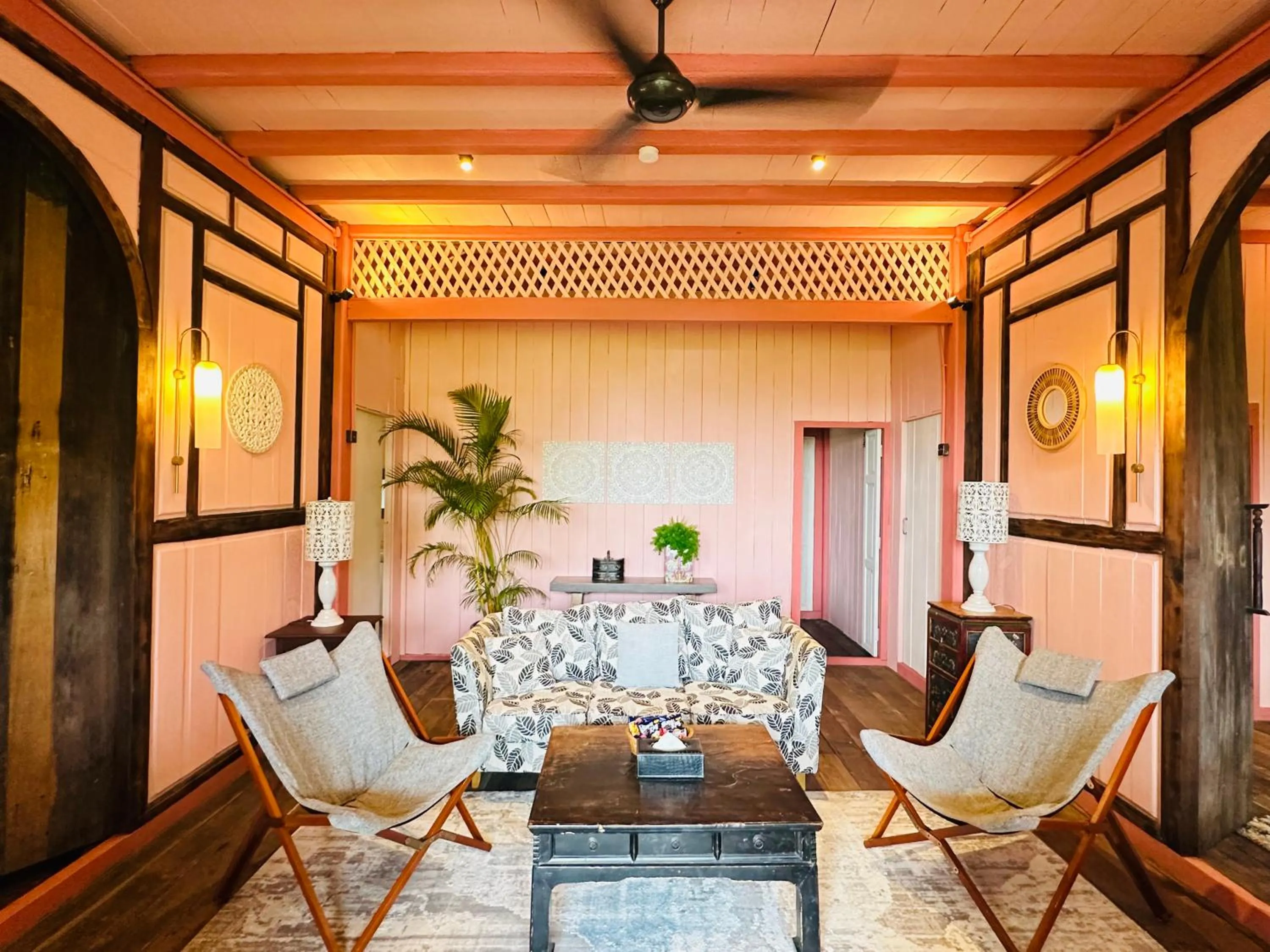 Living room in Temple Tree Resort