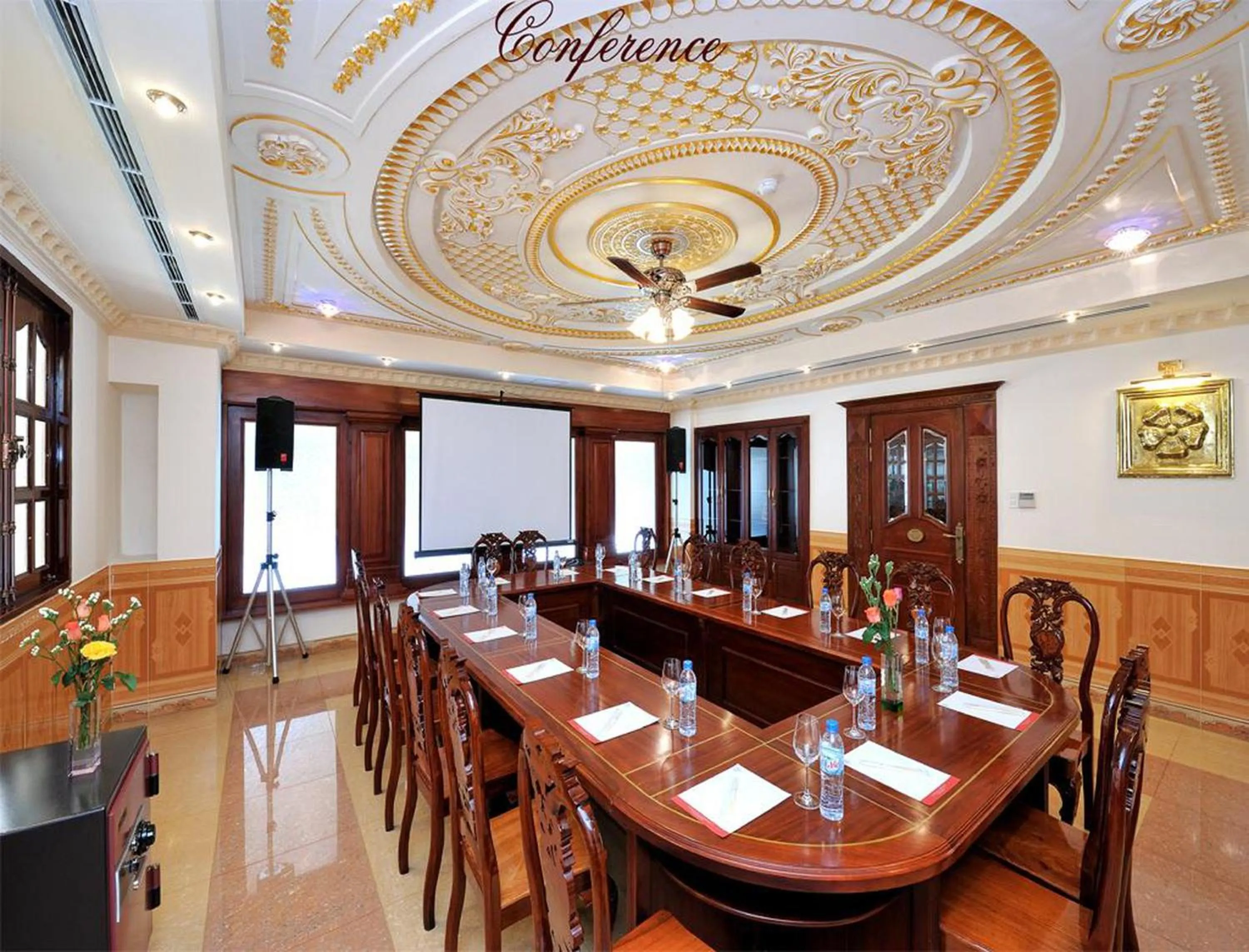 Meeting/conference room in New Pacific Hotel