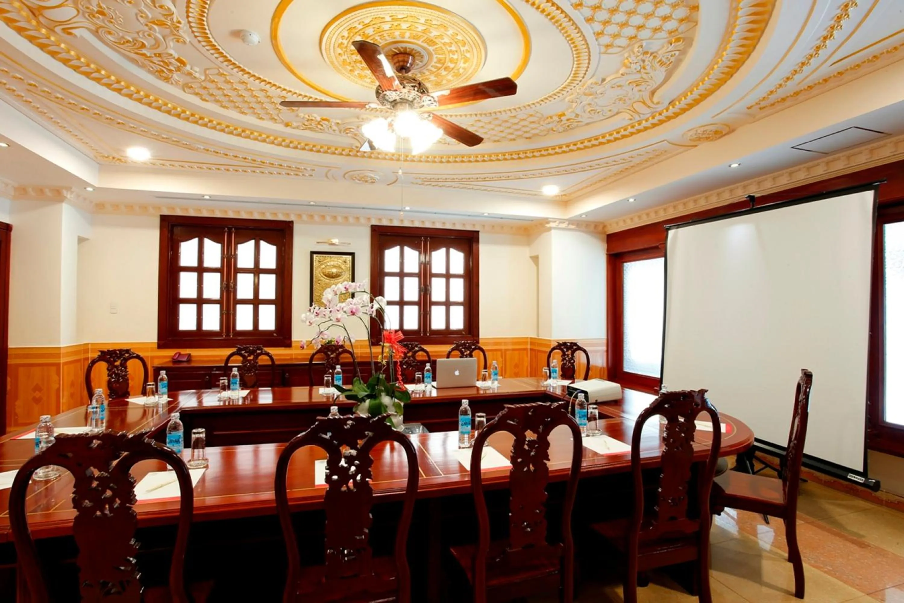 Meeting/conference room in New Pacific Hotel