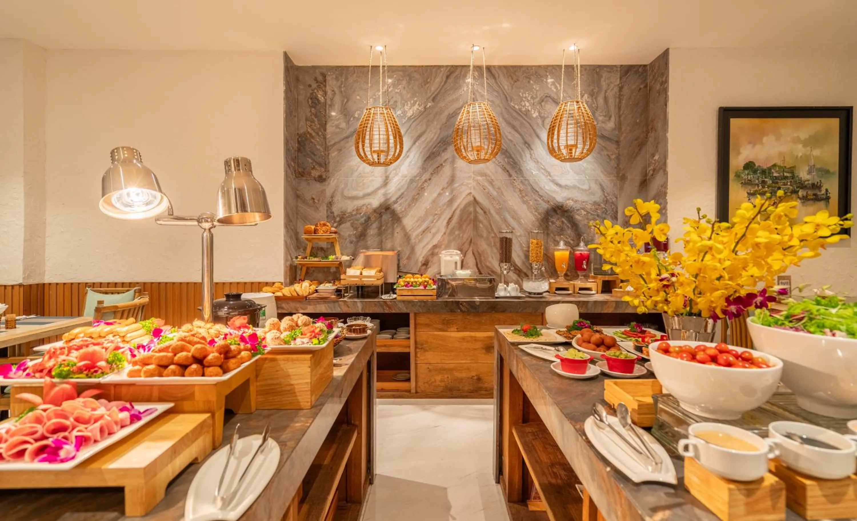 Breakfast in A&EM Art Hotel