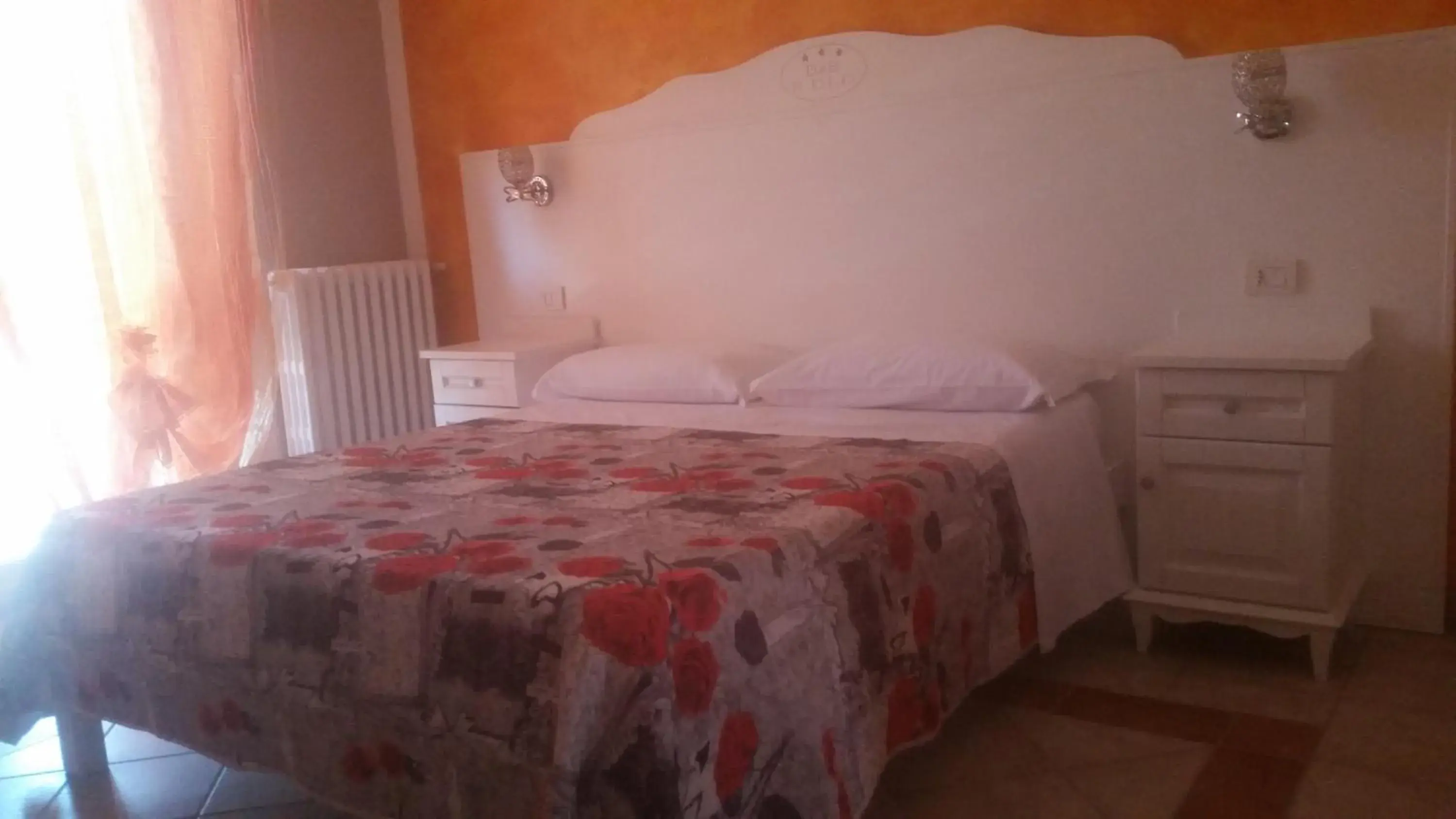 Deluxe Double Room with Balcony - single occupancy in Il Rifugio di Dante Deluxe Double Room with Balcony - single occupancy in Il Rifugio di Dante