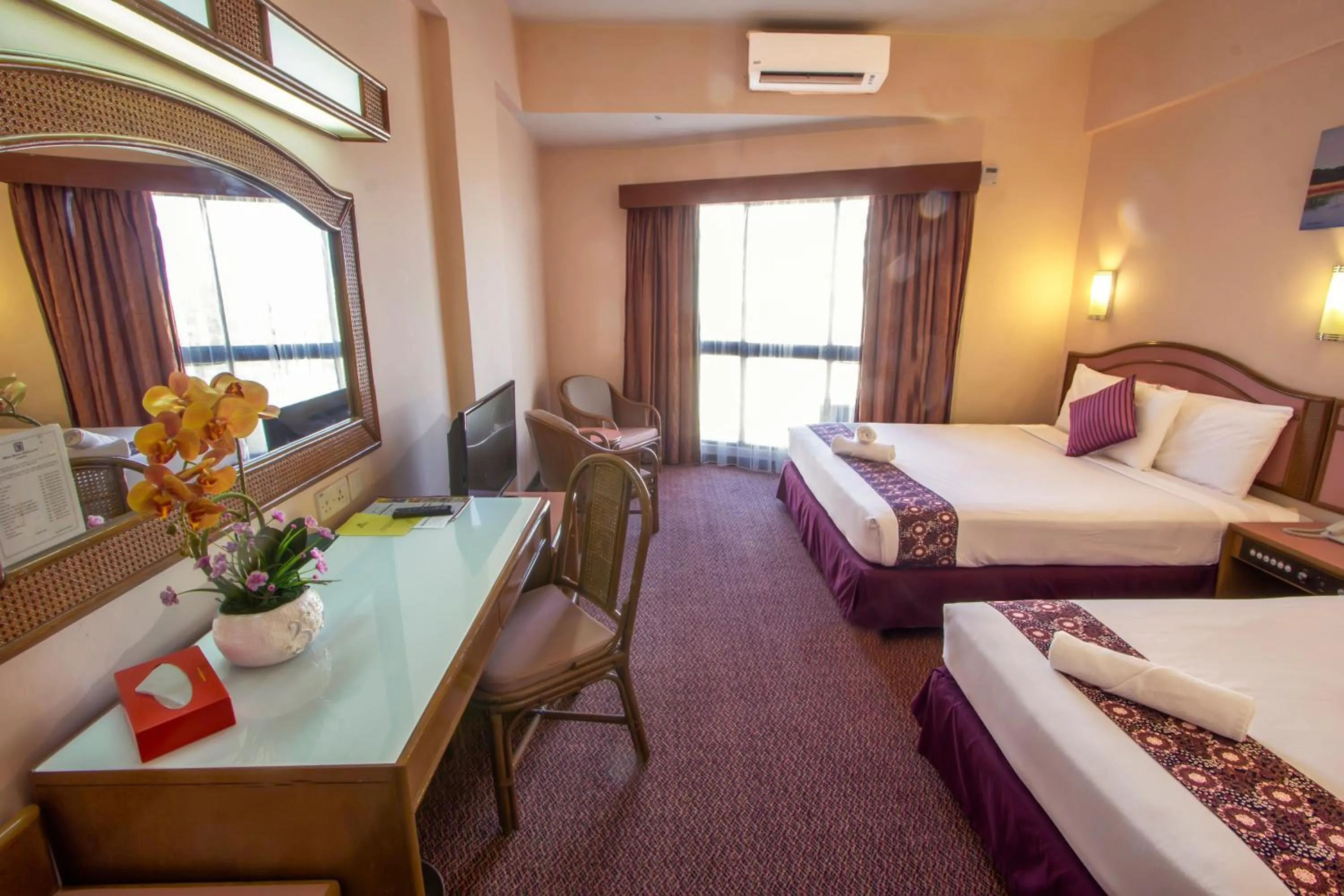 bunk bed, Bed in Hotel Grand Continental Langkawi