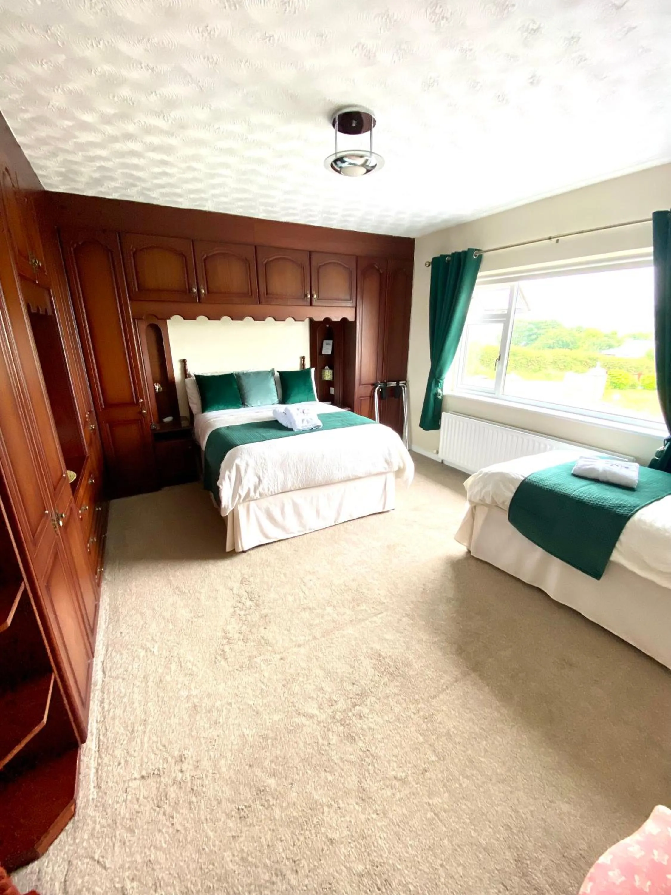 Bedroom, Bed in Cullentra House