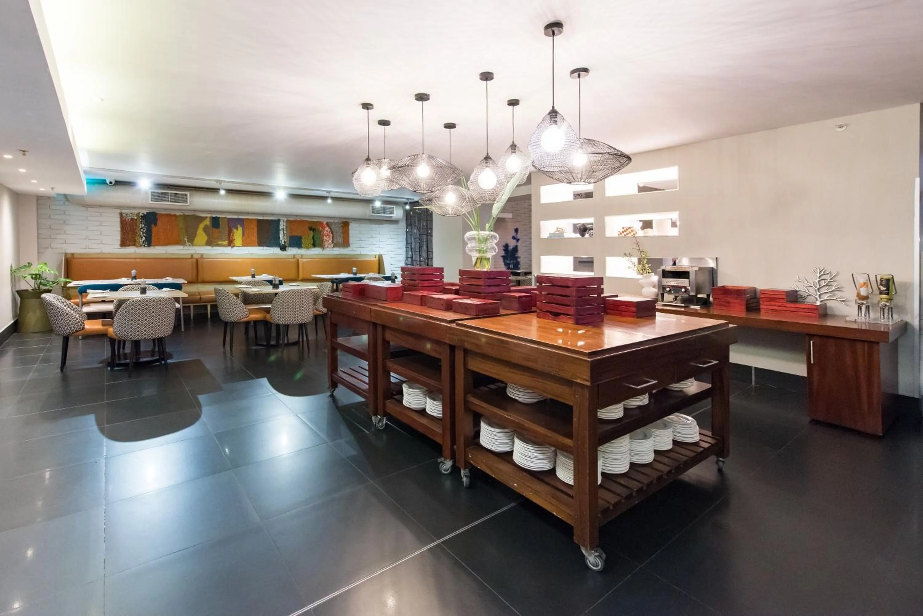 Breakfast in DoubleTree by Hilton Cape Town Upper Eastside