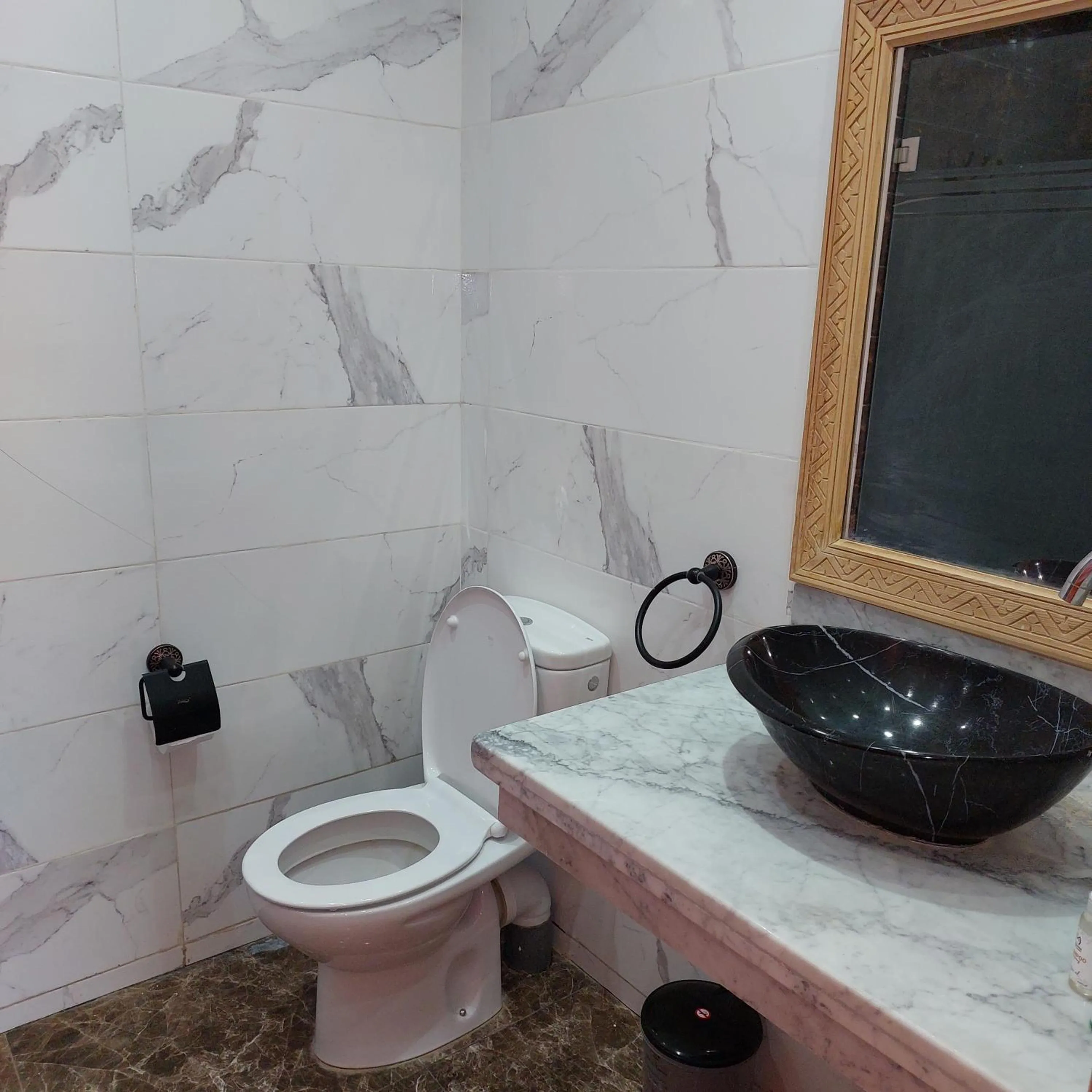 Bathroom in Chez Mamouchthka