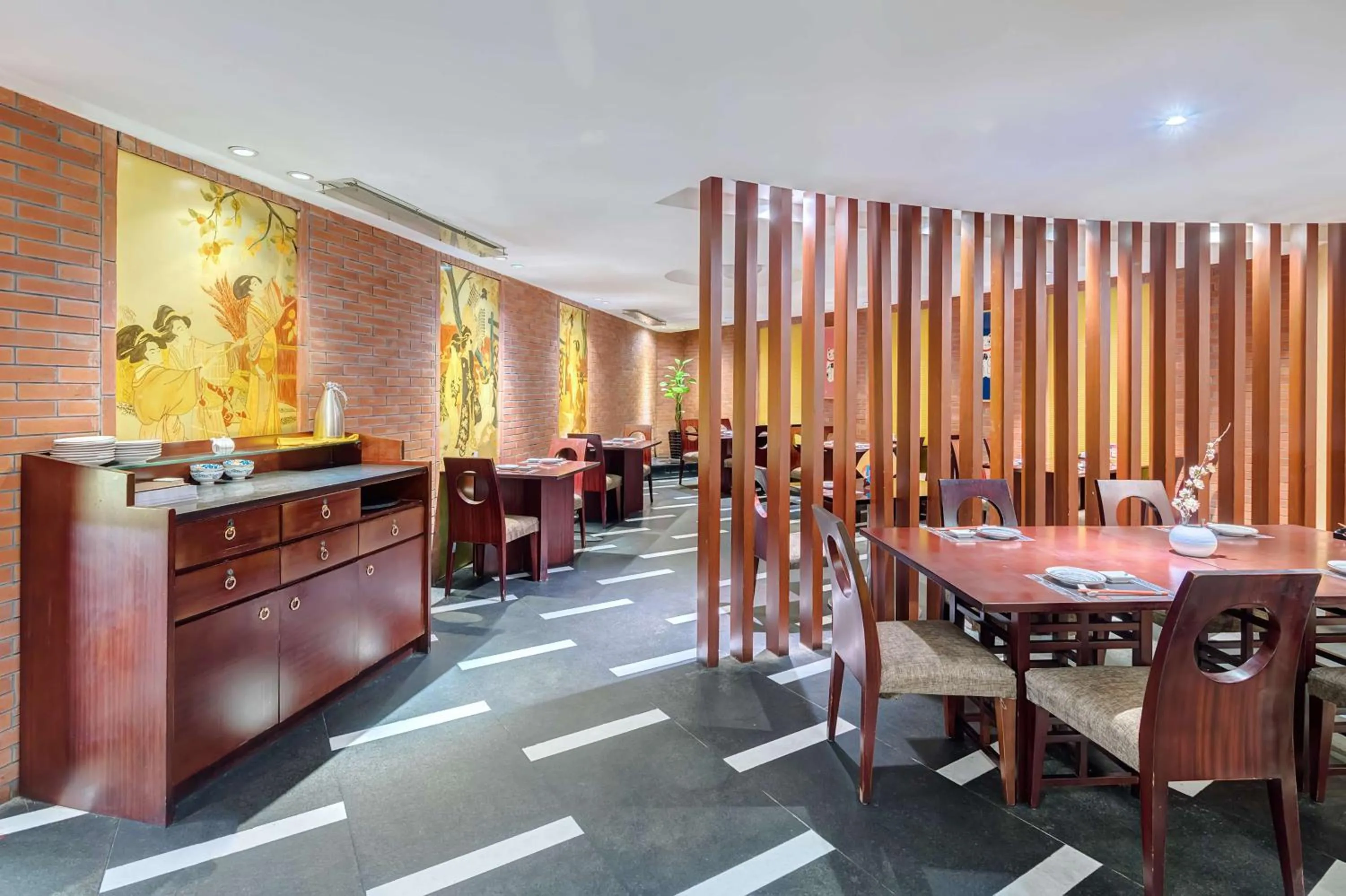 Restaurant/places to eat in voco Changzhou Fudu