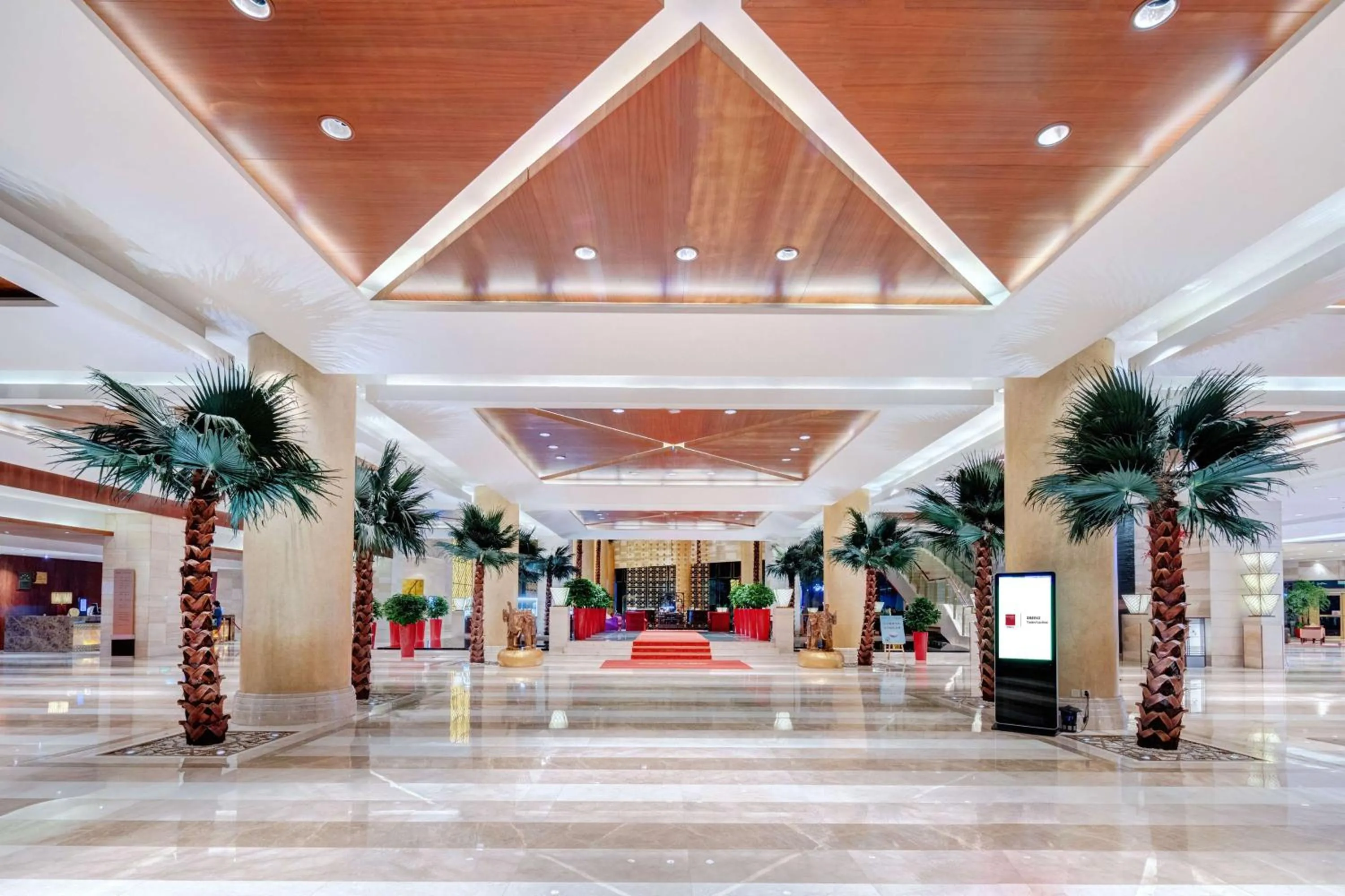 Lobby or reception in voco Changzhou Fudu