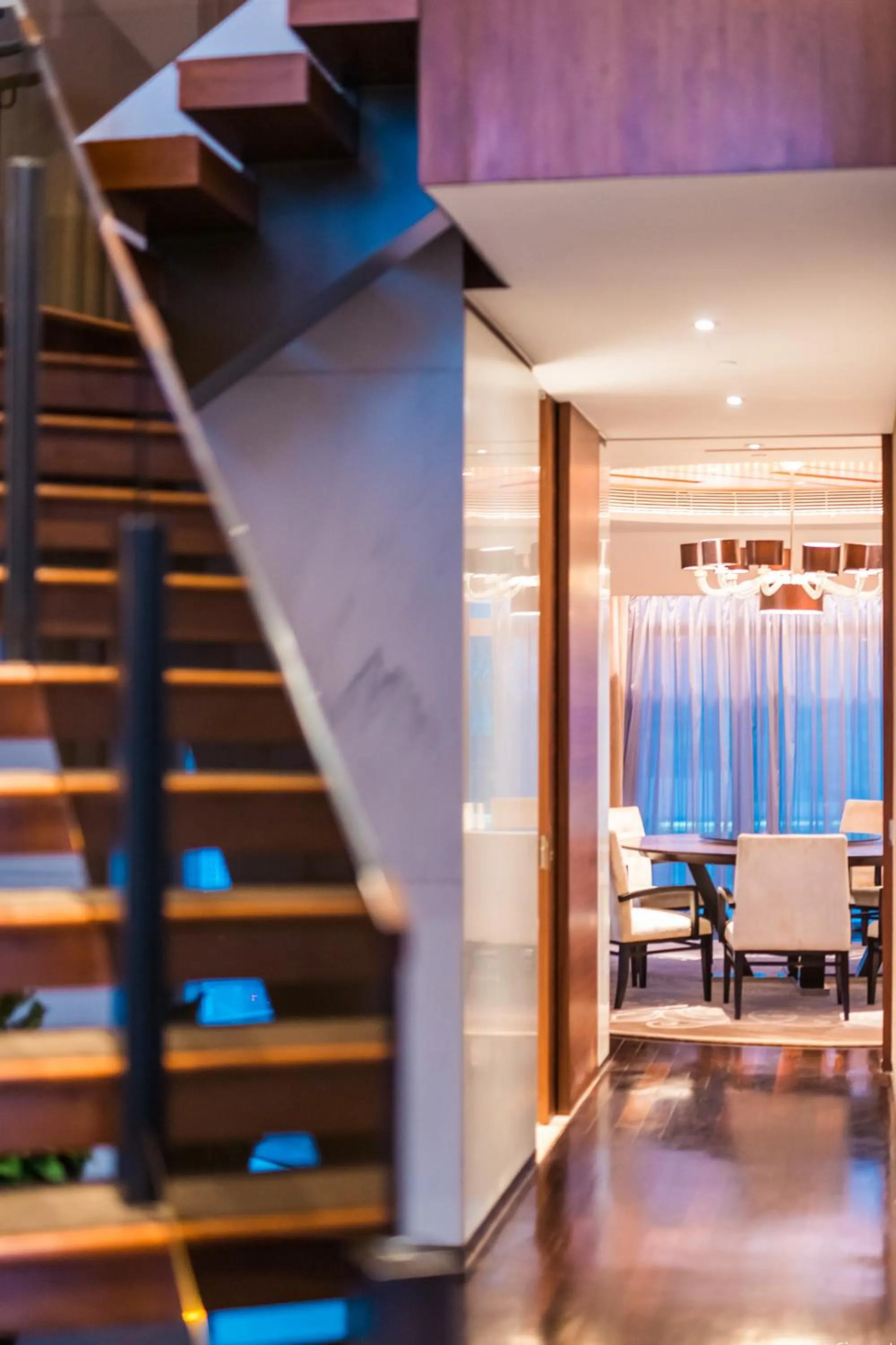 Living room in The Langham, Shanghai, Xintiandi