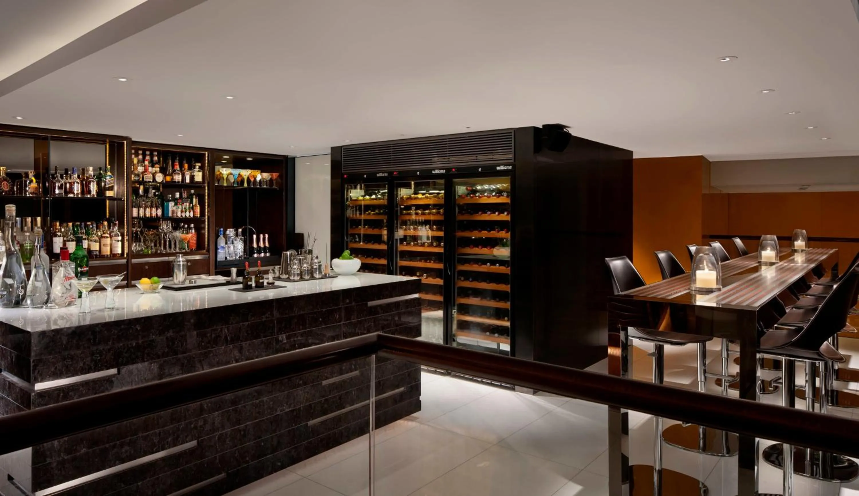 Lounge or bar in The Langham, Shanghai, Xintiandi