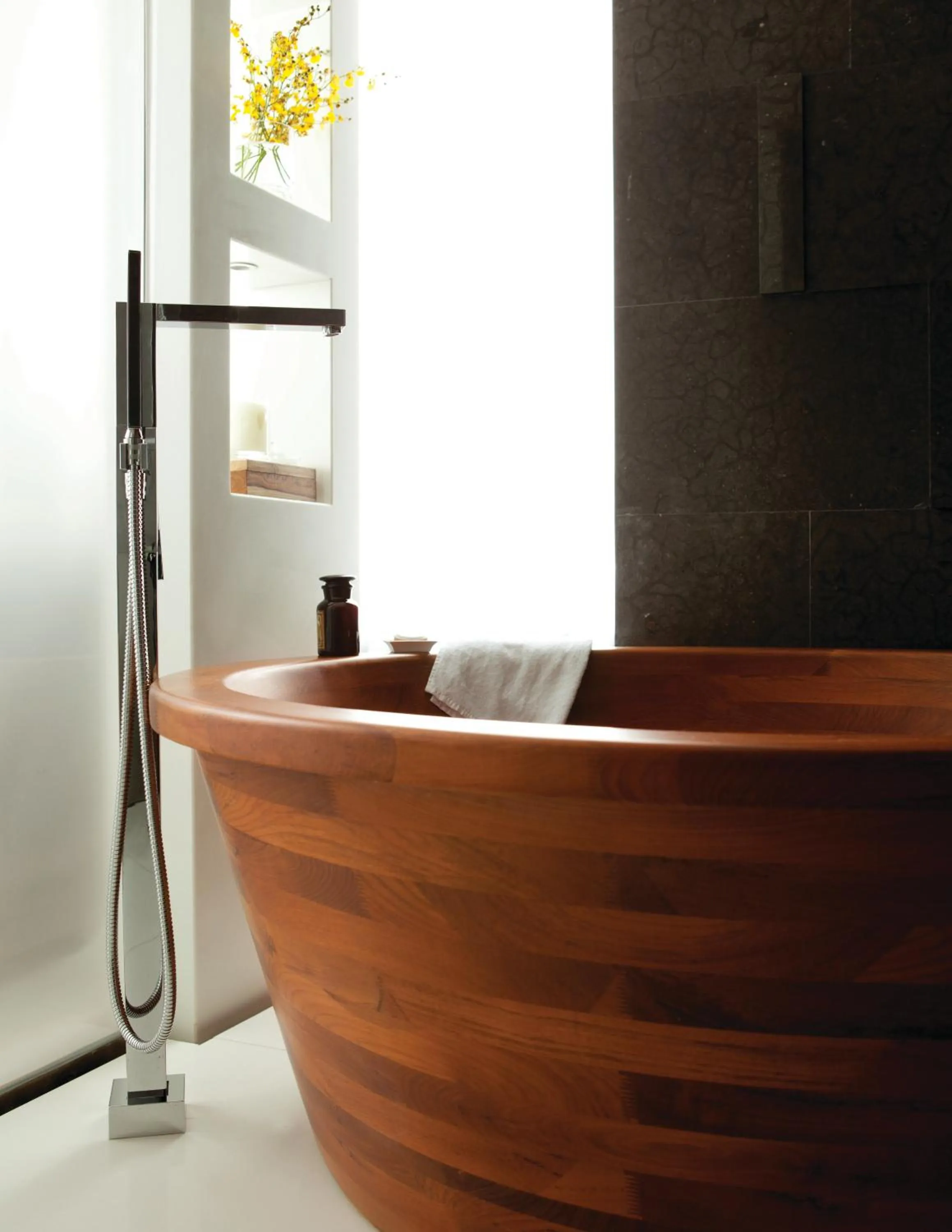 Bathroom in The Langham, Shanghai, Xintiandi