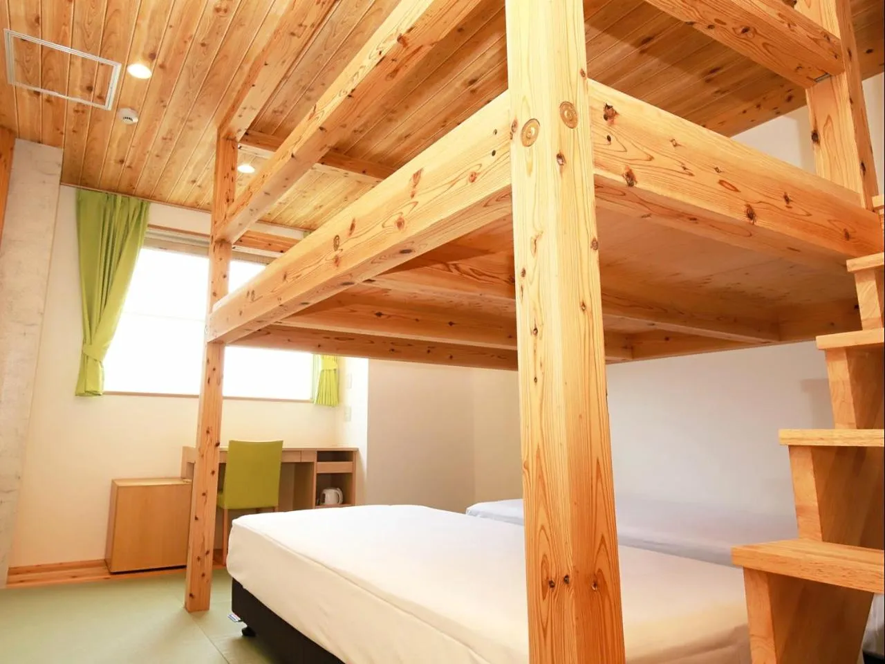 Living room, Bunk Bed in Hiroshima Peace Hotel