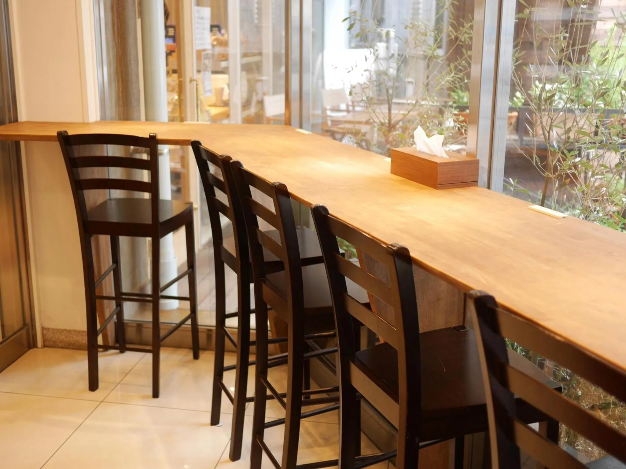 Lounge or bar, Restaurant/Places to Eat in Hiroshima Peace Hotel