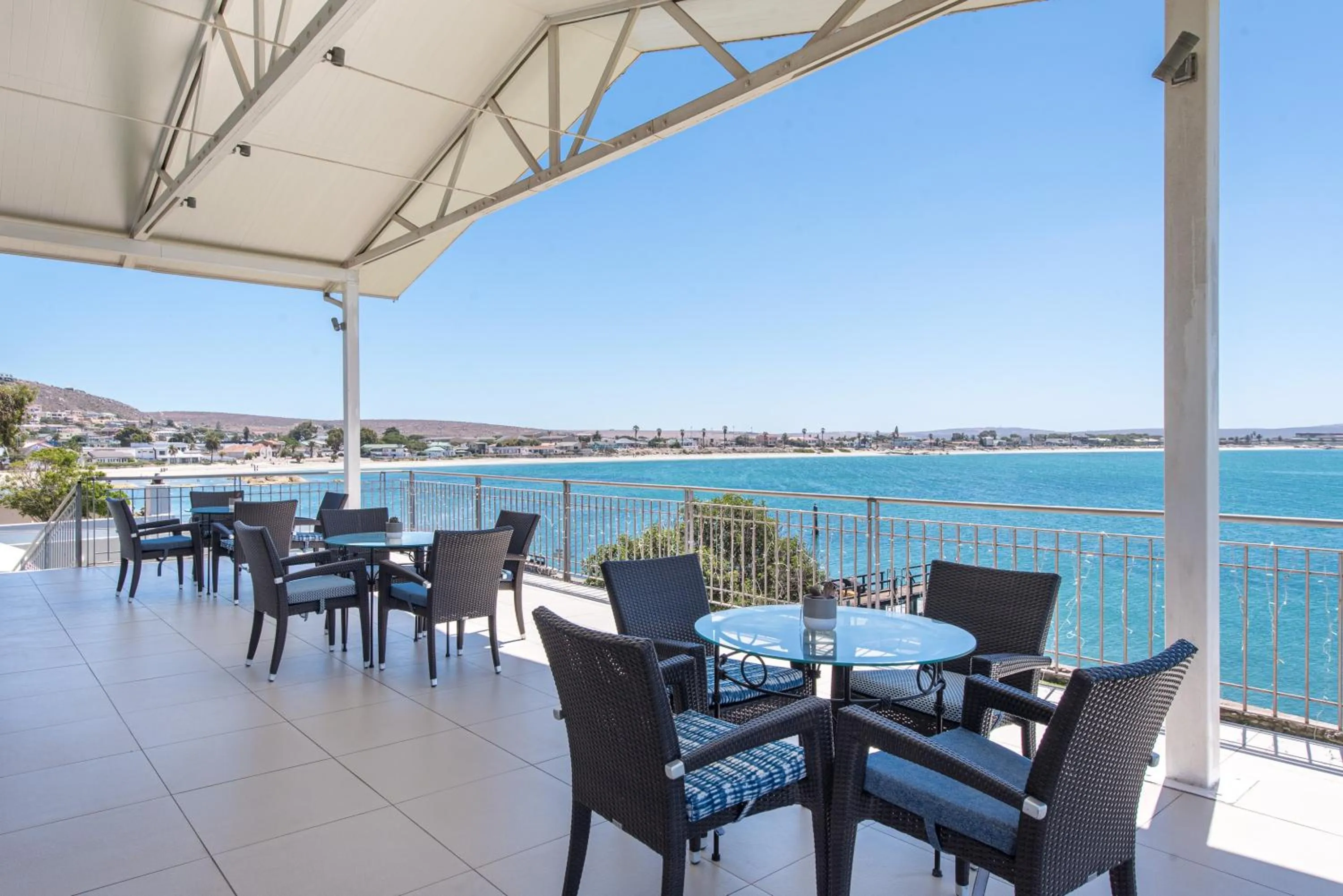 Restaurant/places to eat in Saldanha Bay Hotel