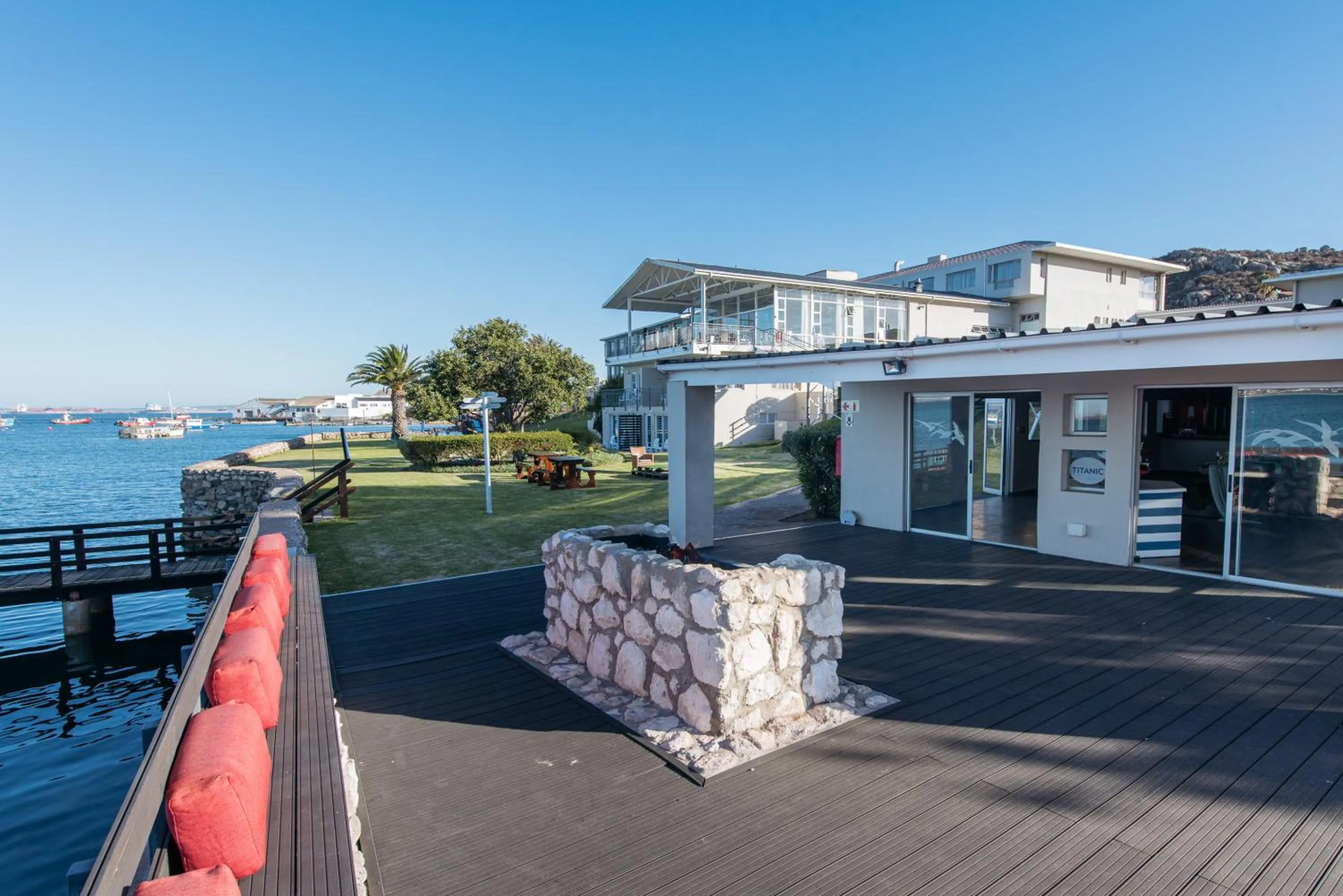 Property building in Saldanha Bay Hotel