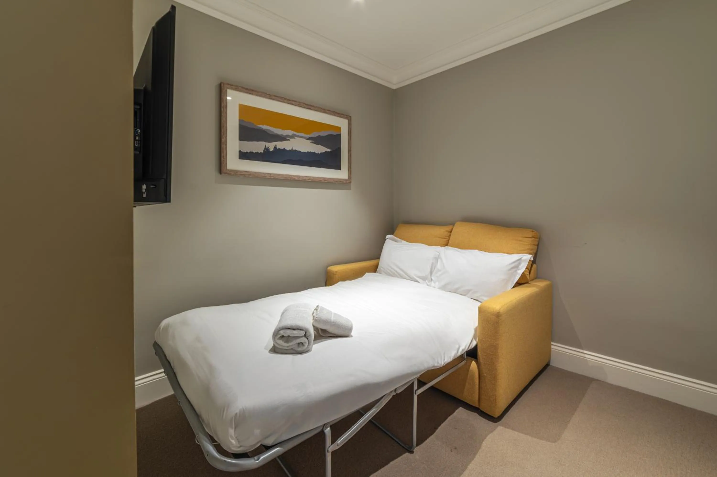 children, Bed in The Ro Hotel Windermere